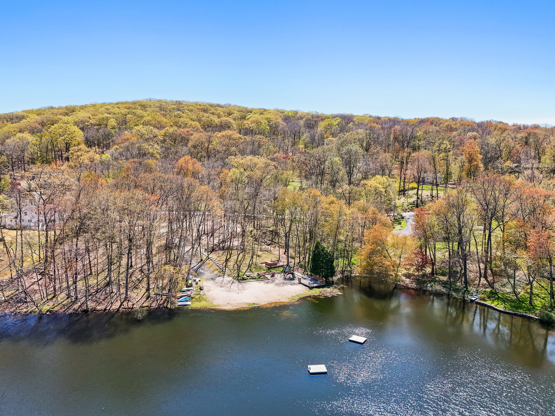 8 Deer Run Court