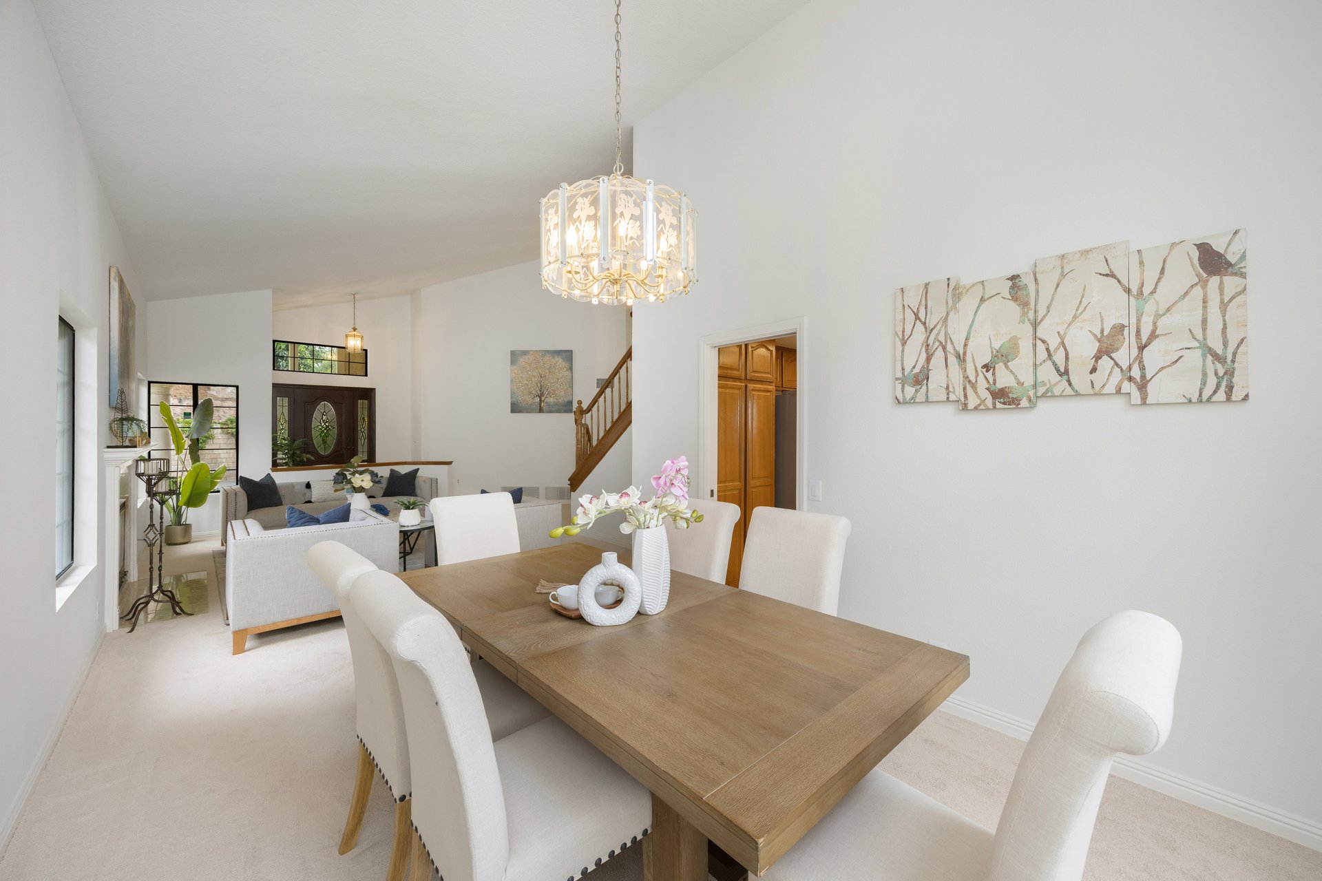 2736 Whitechapel Pl