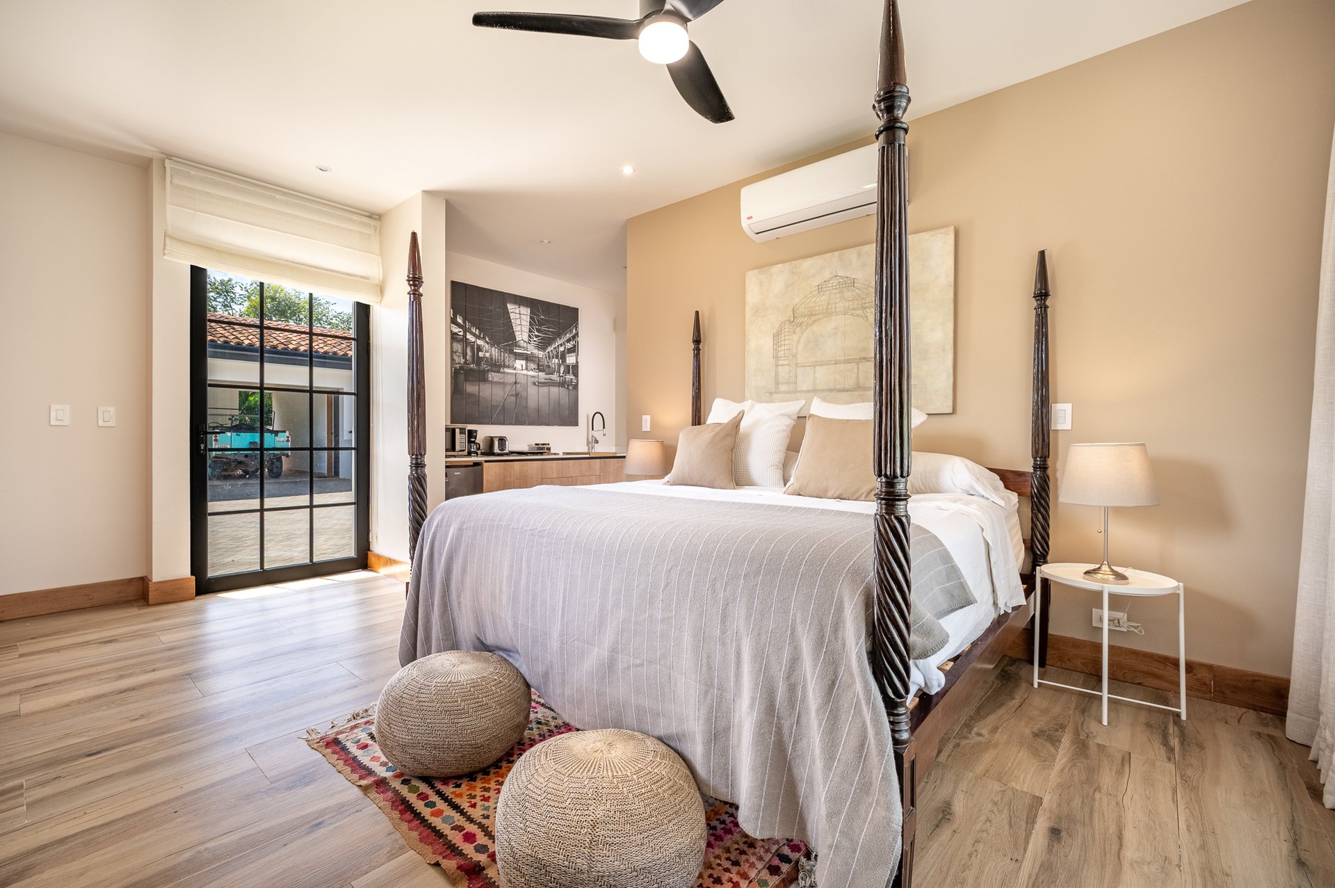 Casa Canto del Agua | Luxury 7-Bedroom Villa with Two Guest Apartments in Hacienda Pinilla’s Reserva de Golf
