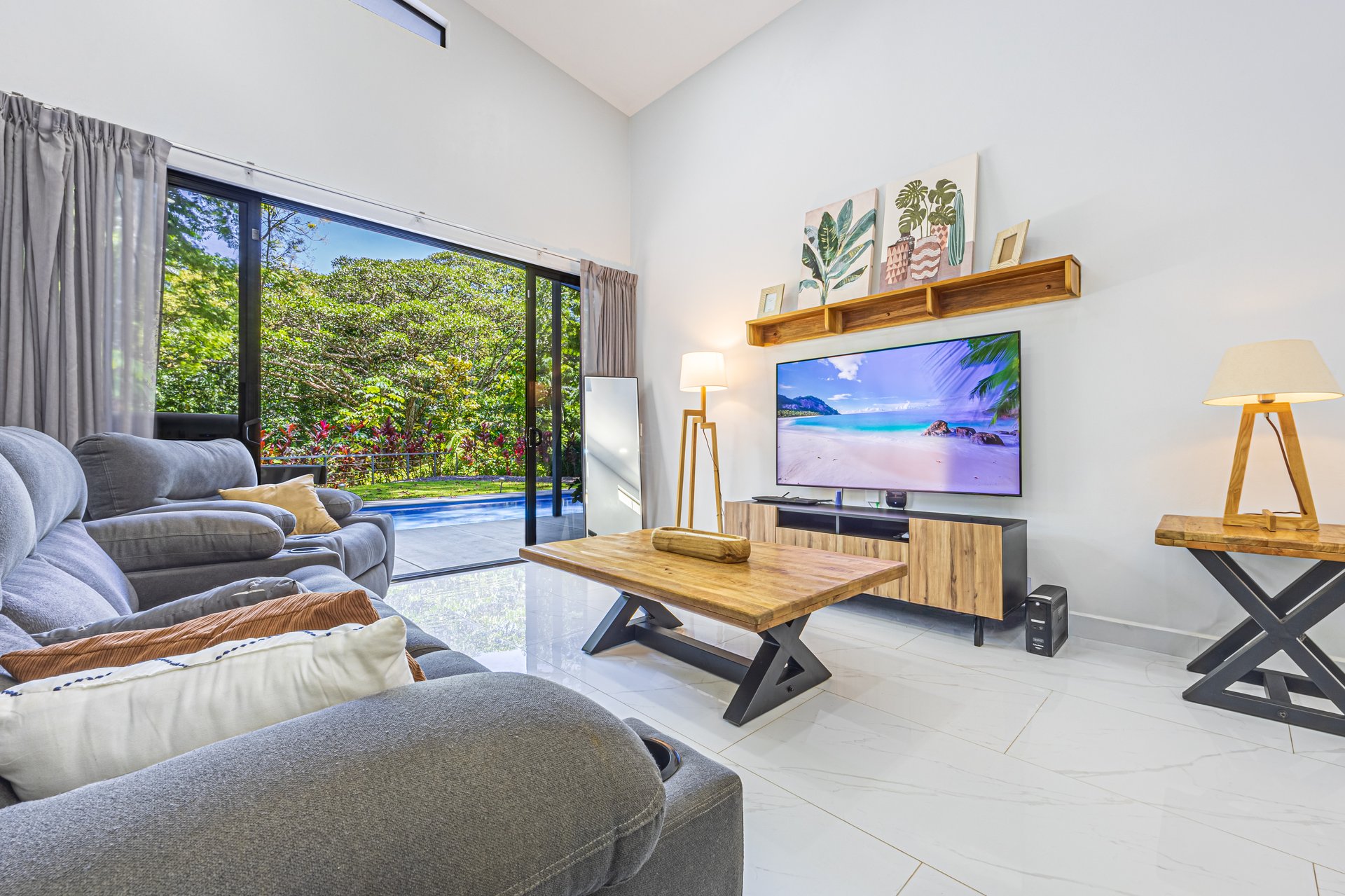 Cinco Ventanas Jungle Life Redefined