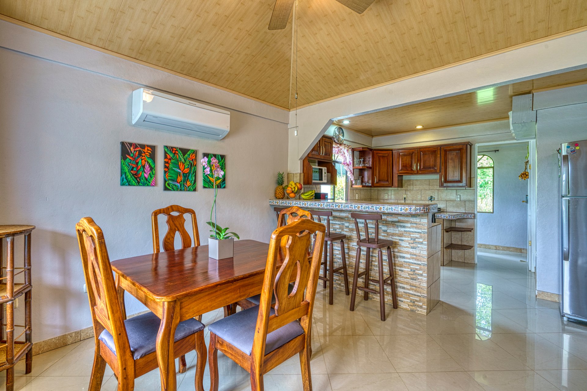 Casa Colibri - Easy Access, Beautiful, Private Lot