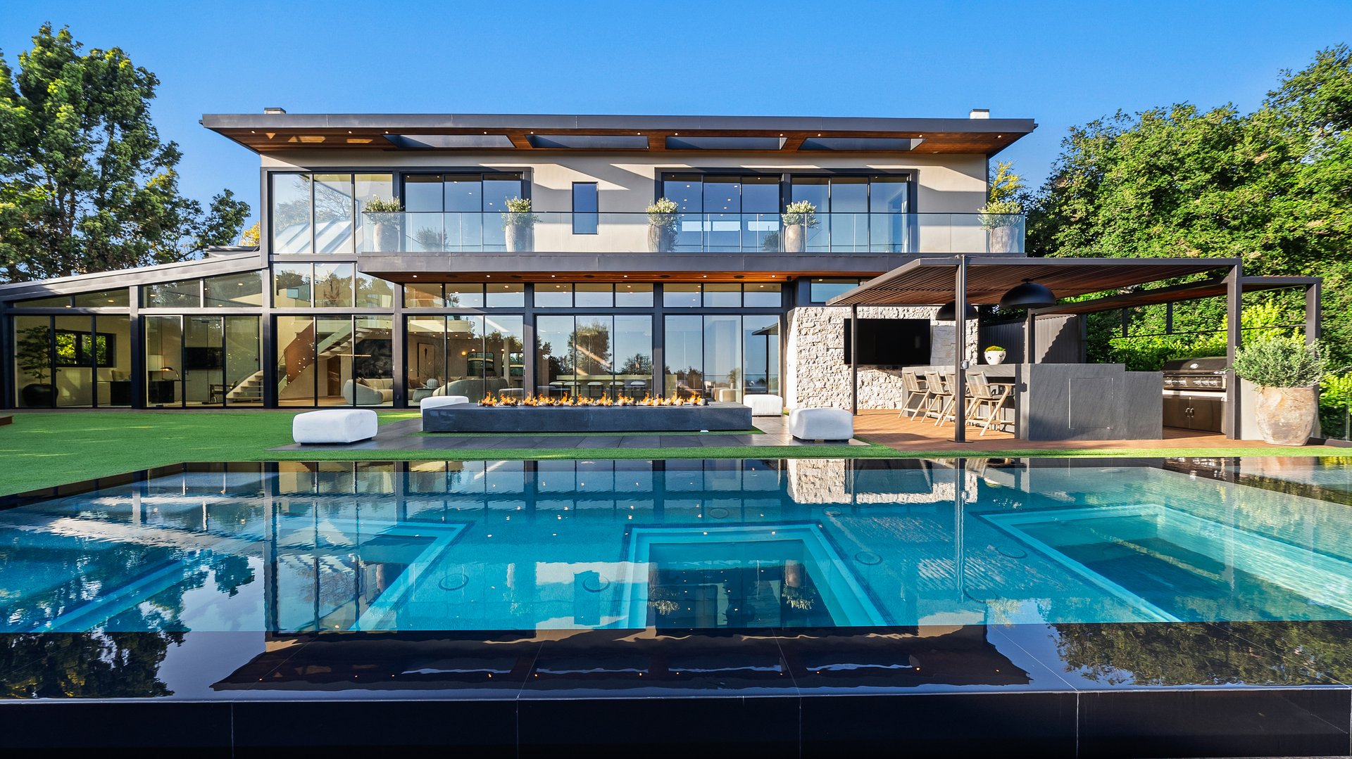 12026 Benmore Ter, Brentwood