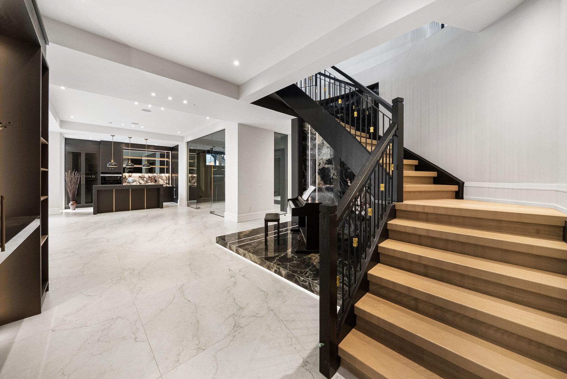 SOLD: Architectural Elegance