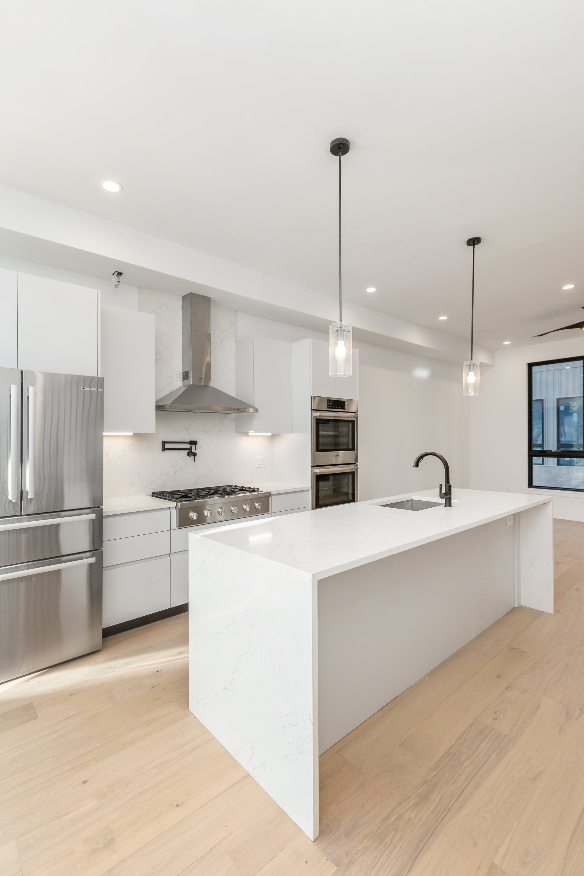712 S 17th St #2, Philadelphia, PA 19146	