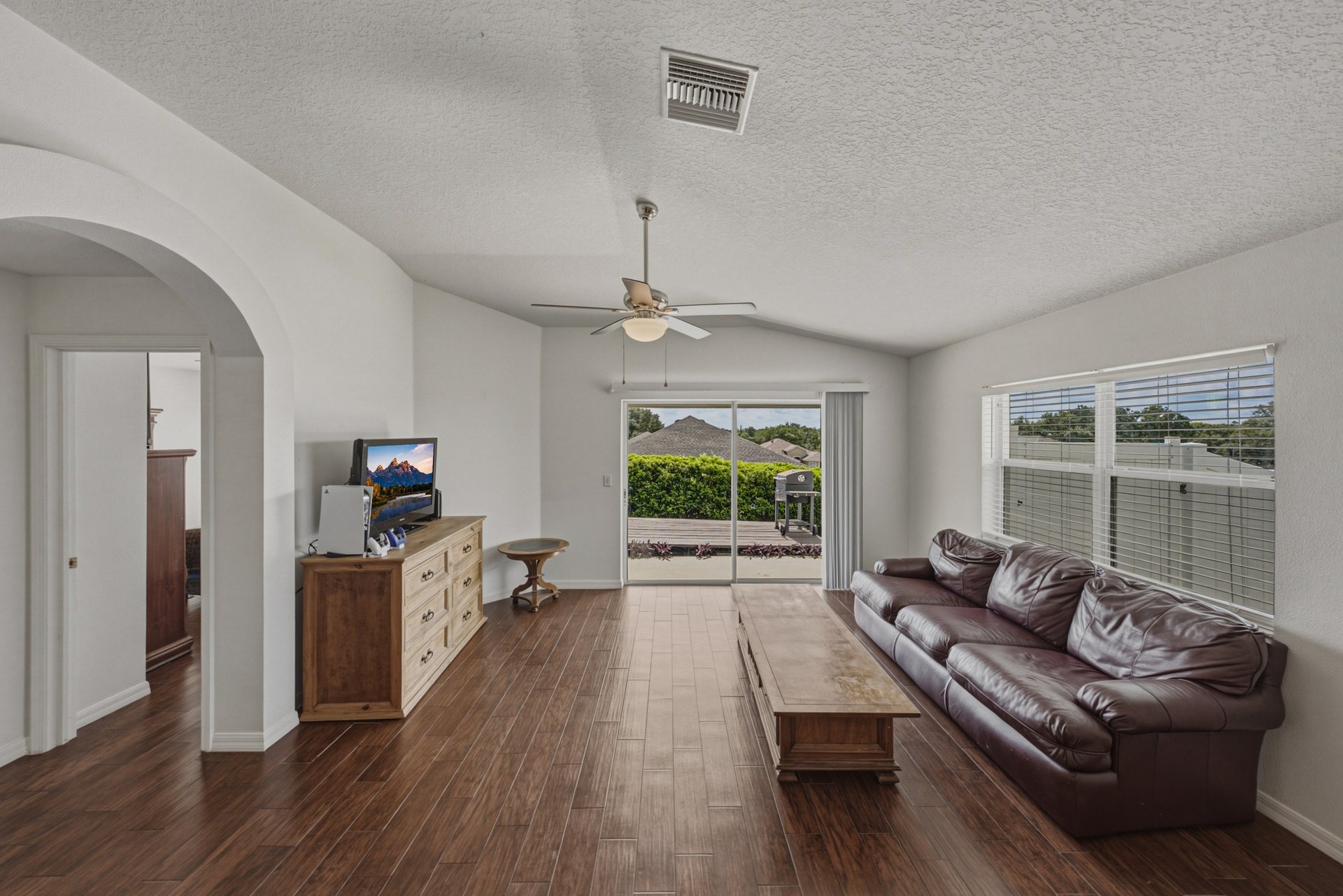 7552 JENO ST