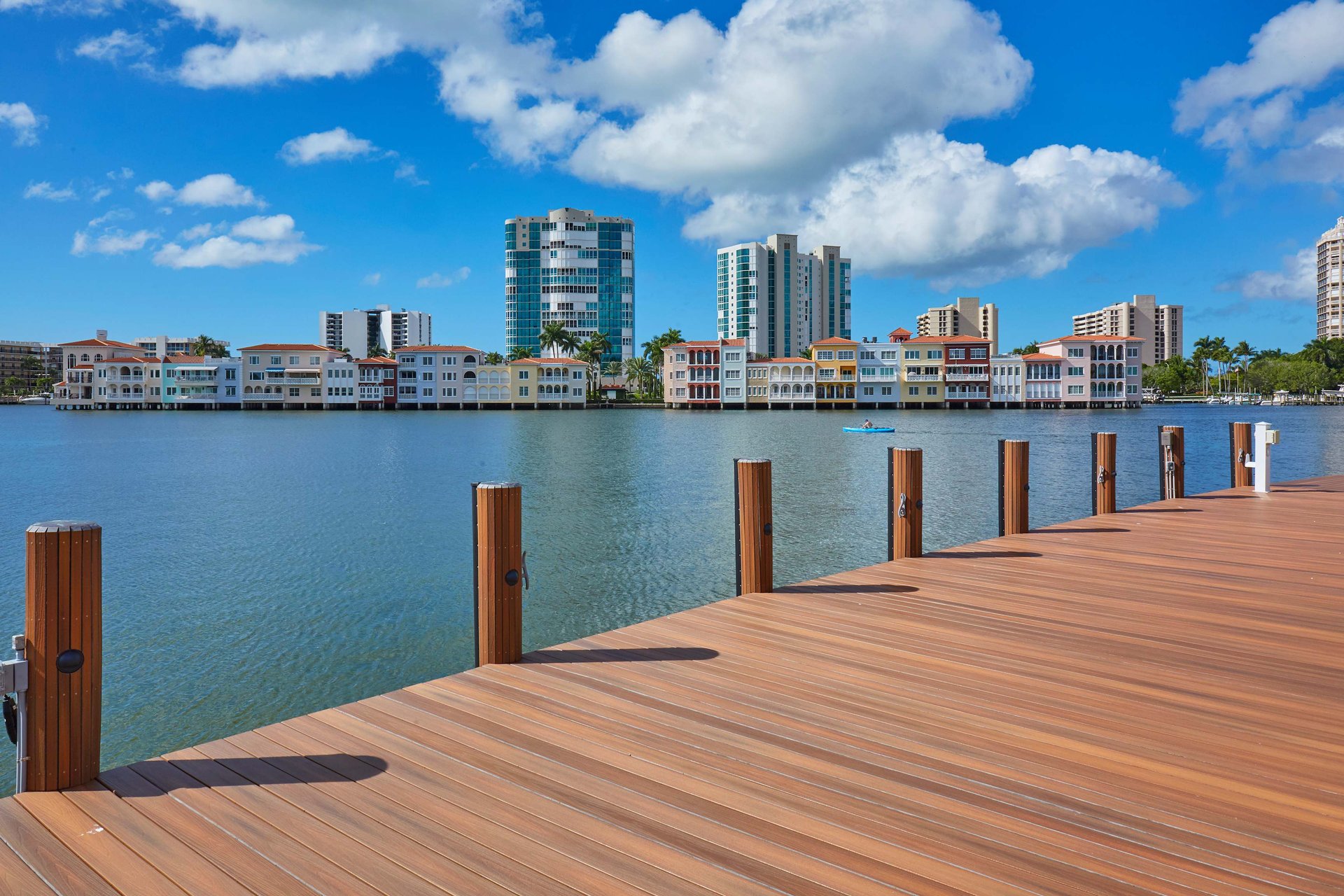 PARK SHORE