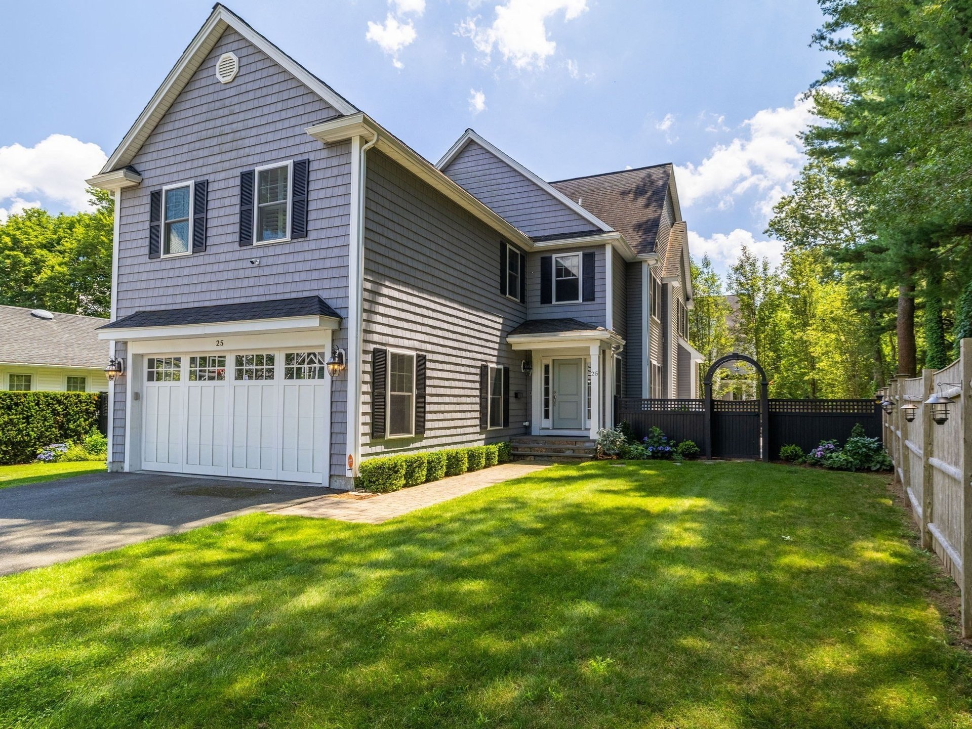 25 Bryn Mawr