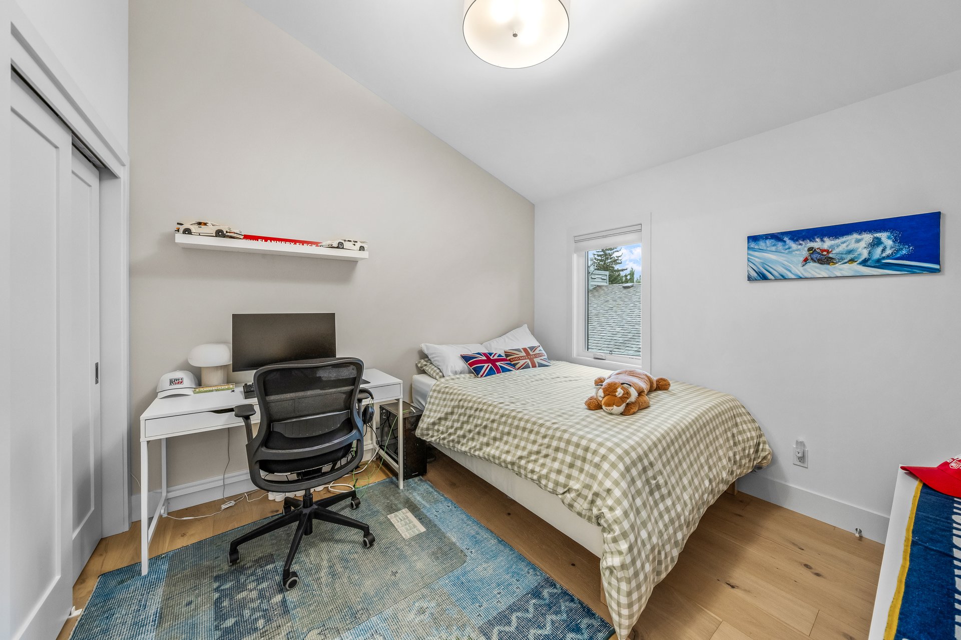 2 - 617 4th Street
