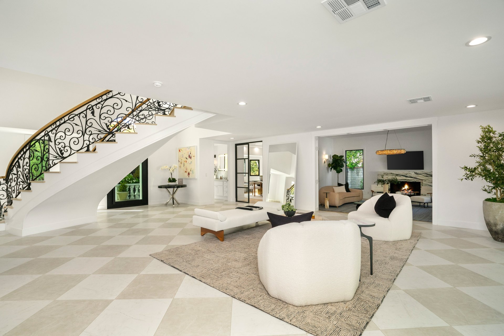 4608 Westchester Drive