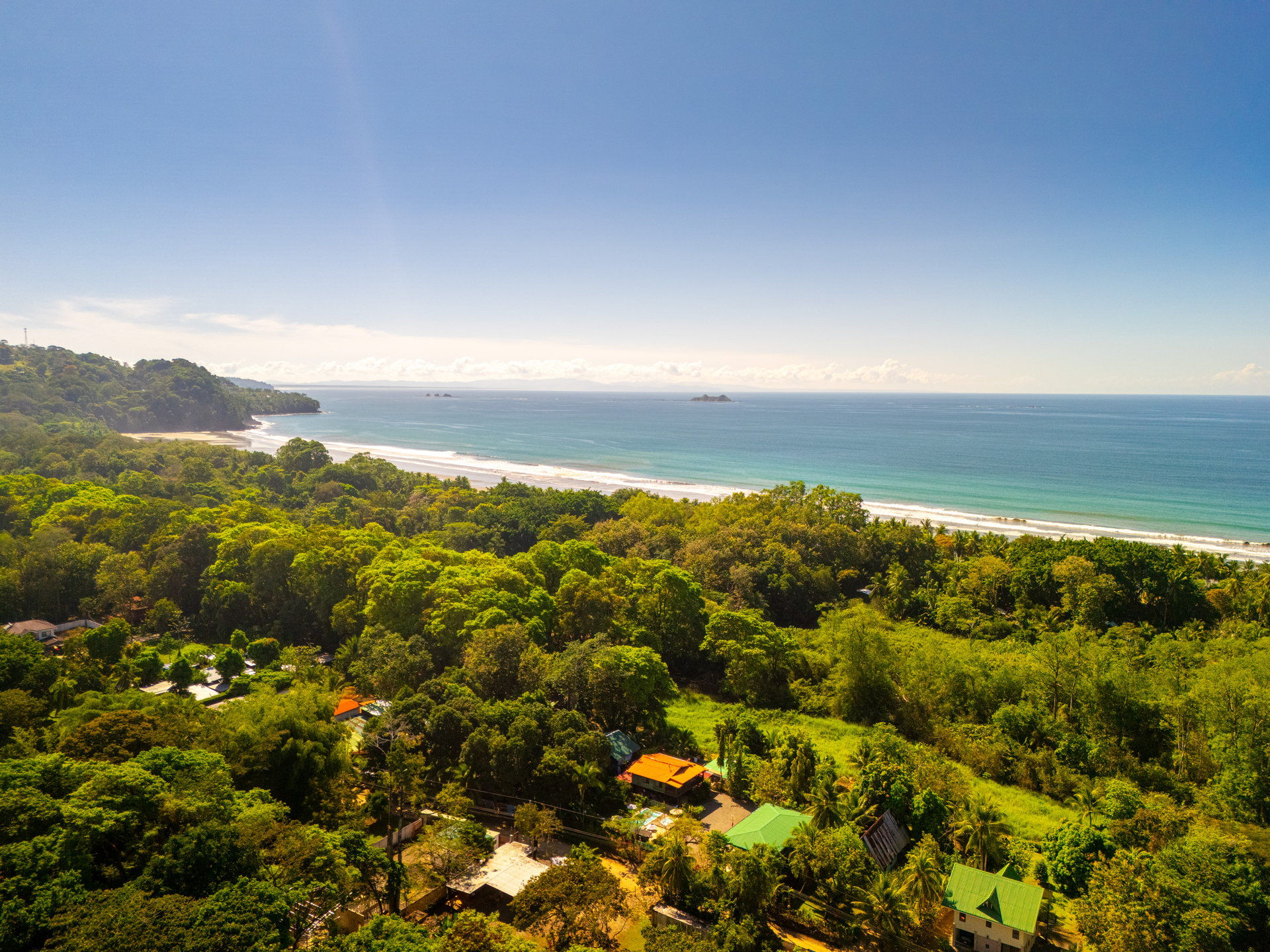 Casa Brisa de La Playa, 2 Bedroom Home Just Steps From the Beach!