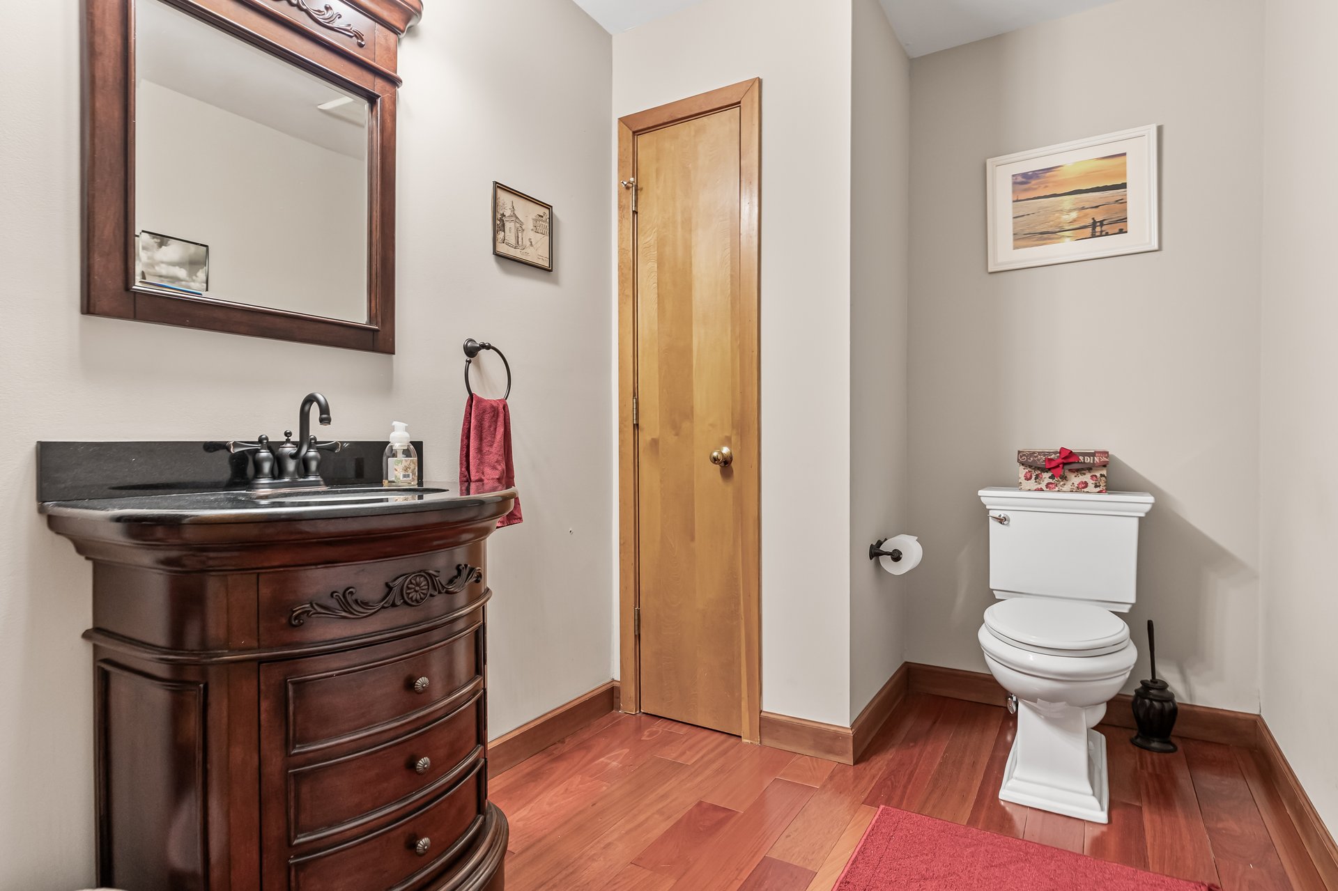 107 Foxford Ln