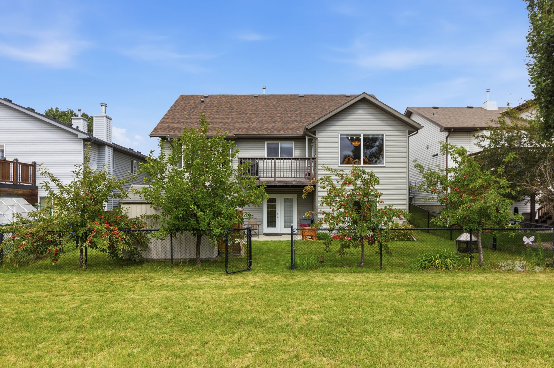 499 Highland Close
