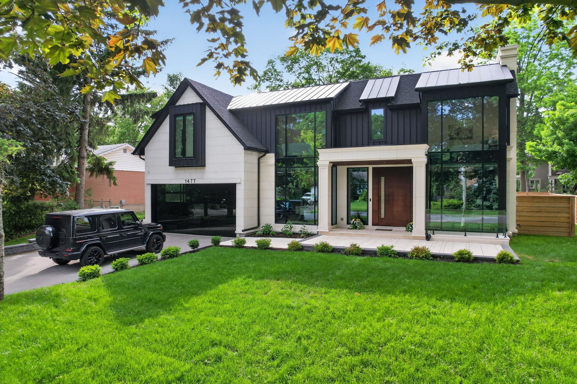 1477 Duncan Road