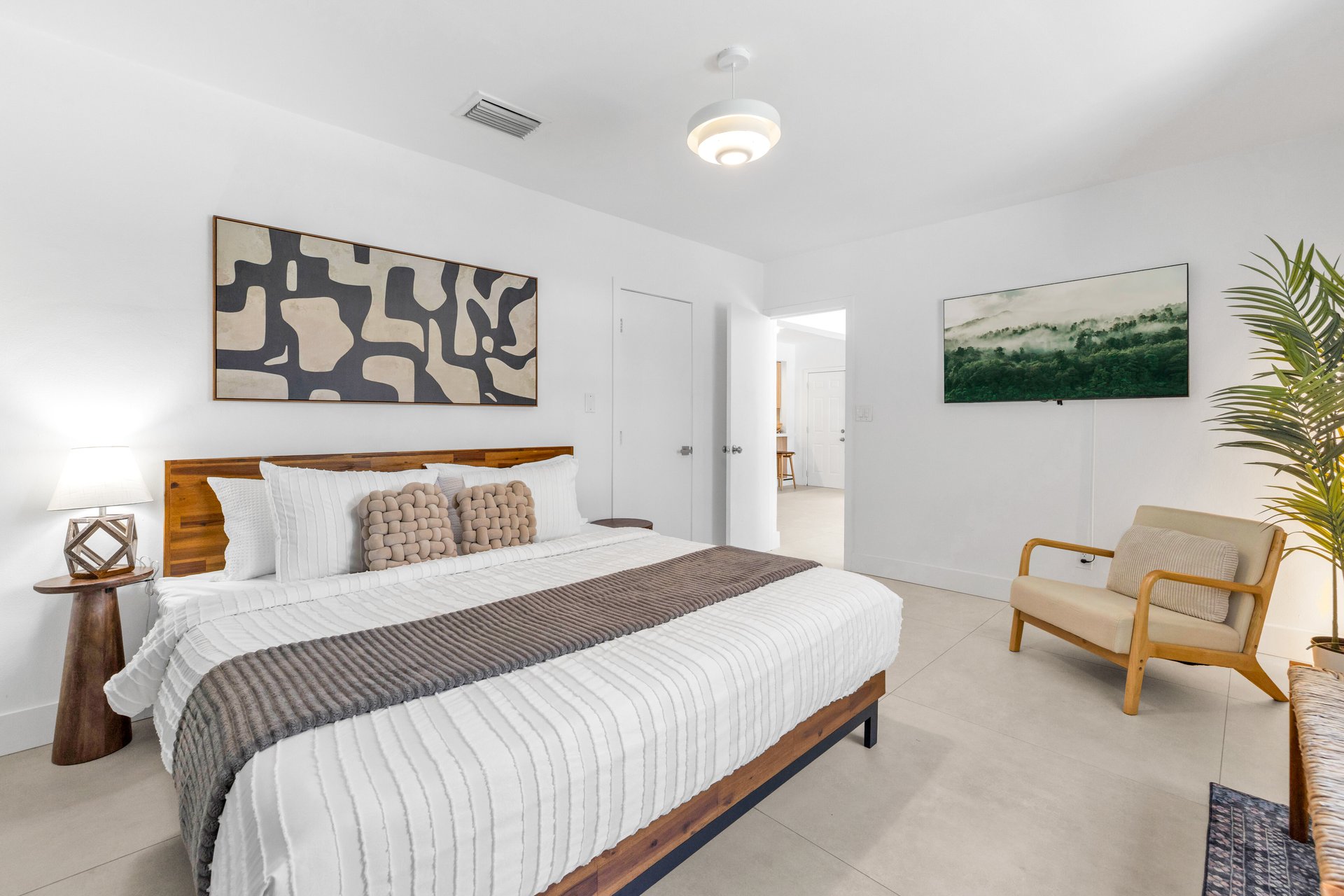 141 SW 23rd Rd