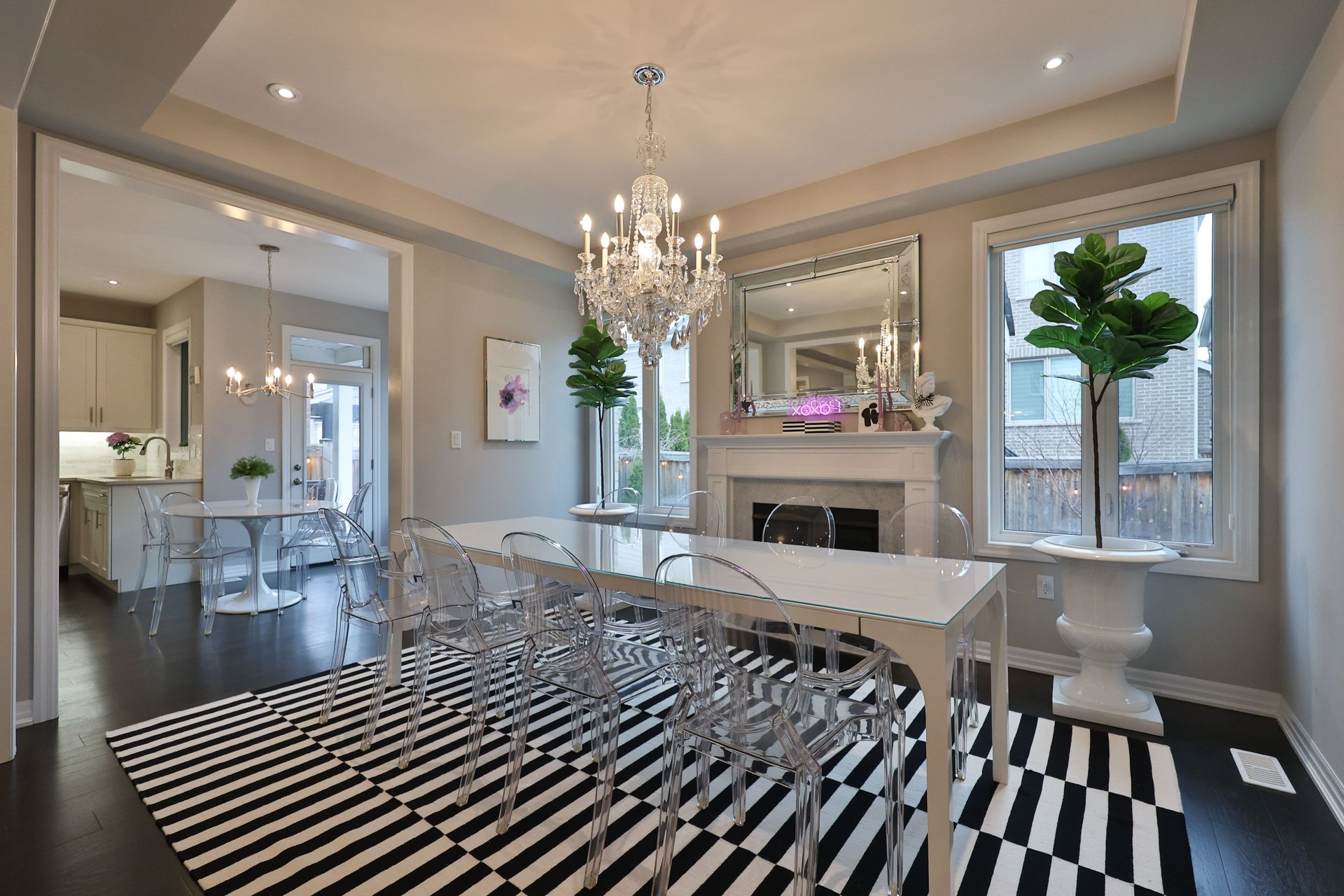 3205 Violet Gardens, Oakville