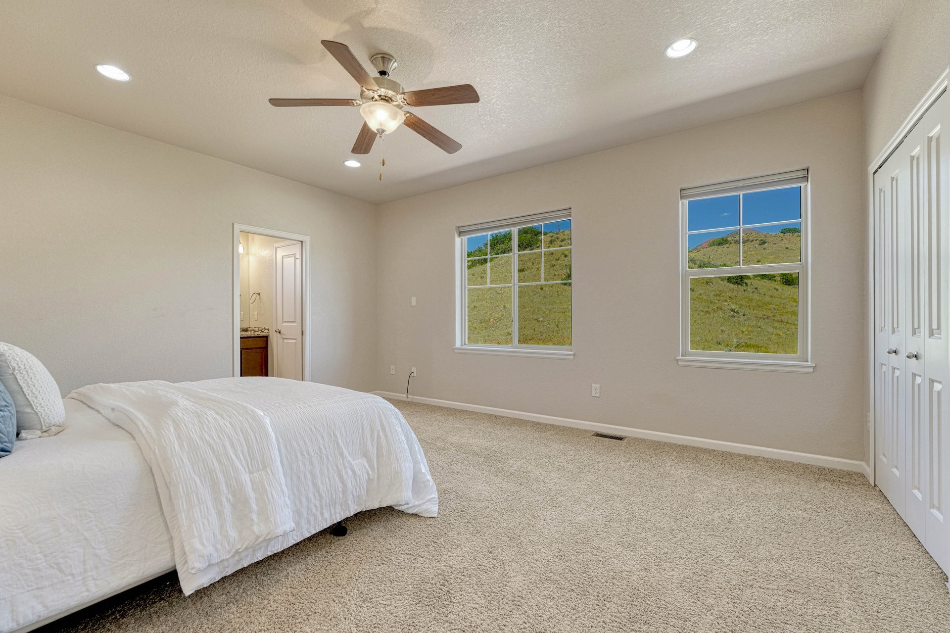 5968 Canyon Reserve Heights