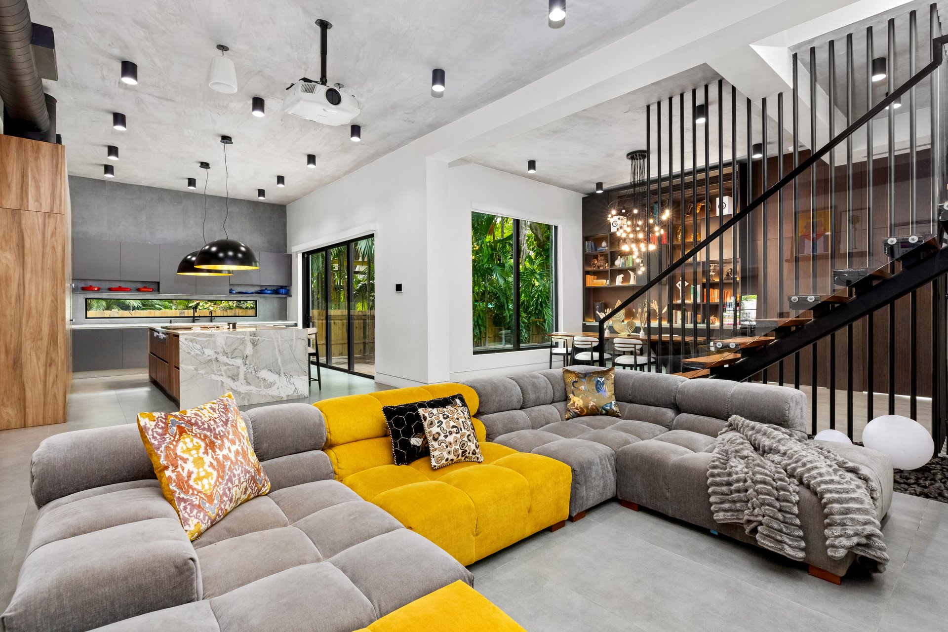 Spring Garden | Modern Luxury