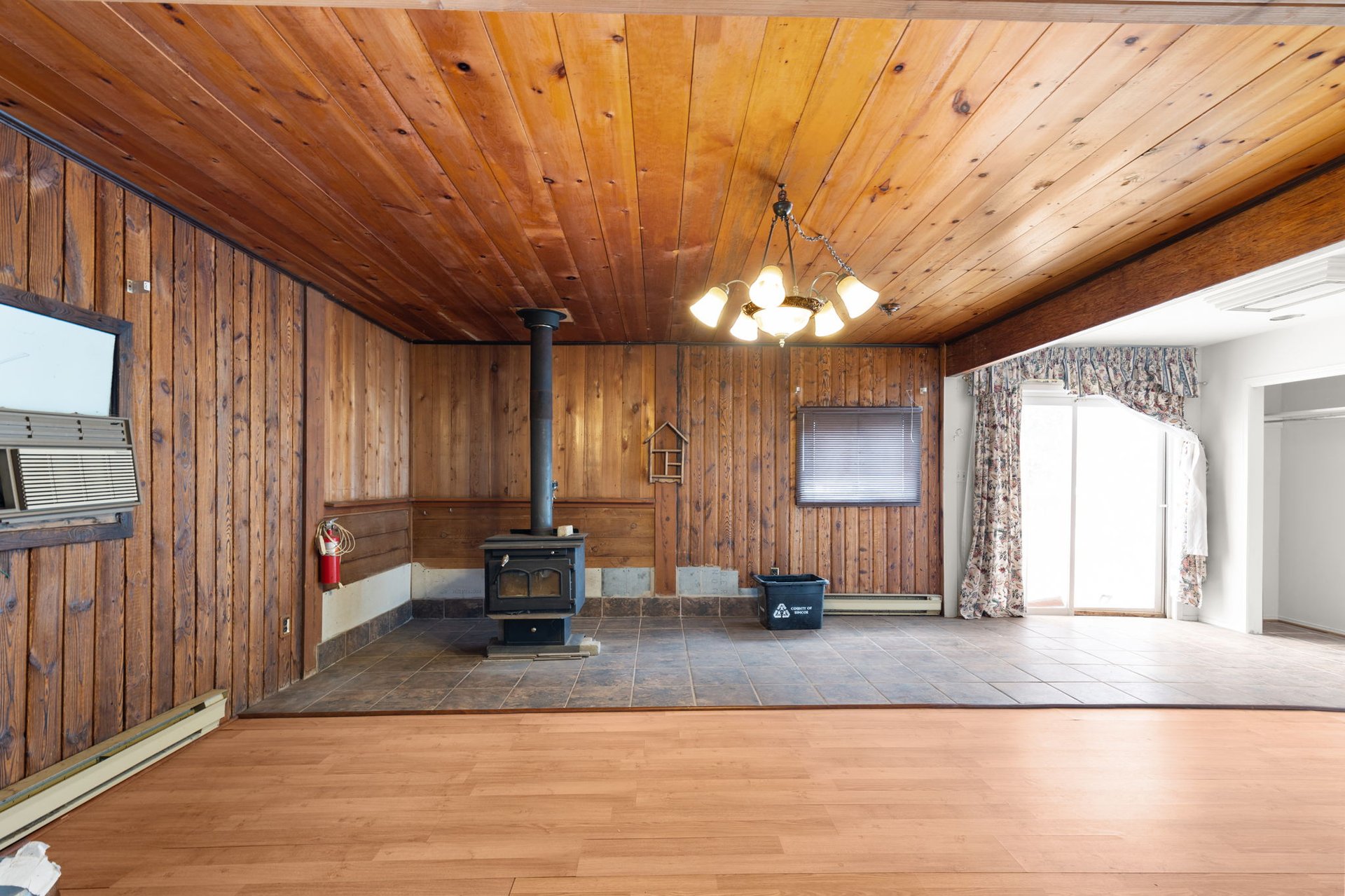 8511 Small Lane, Loretto
