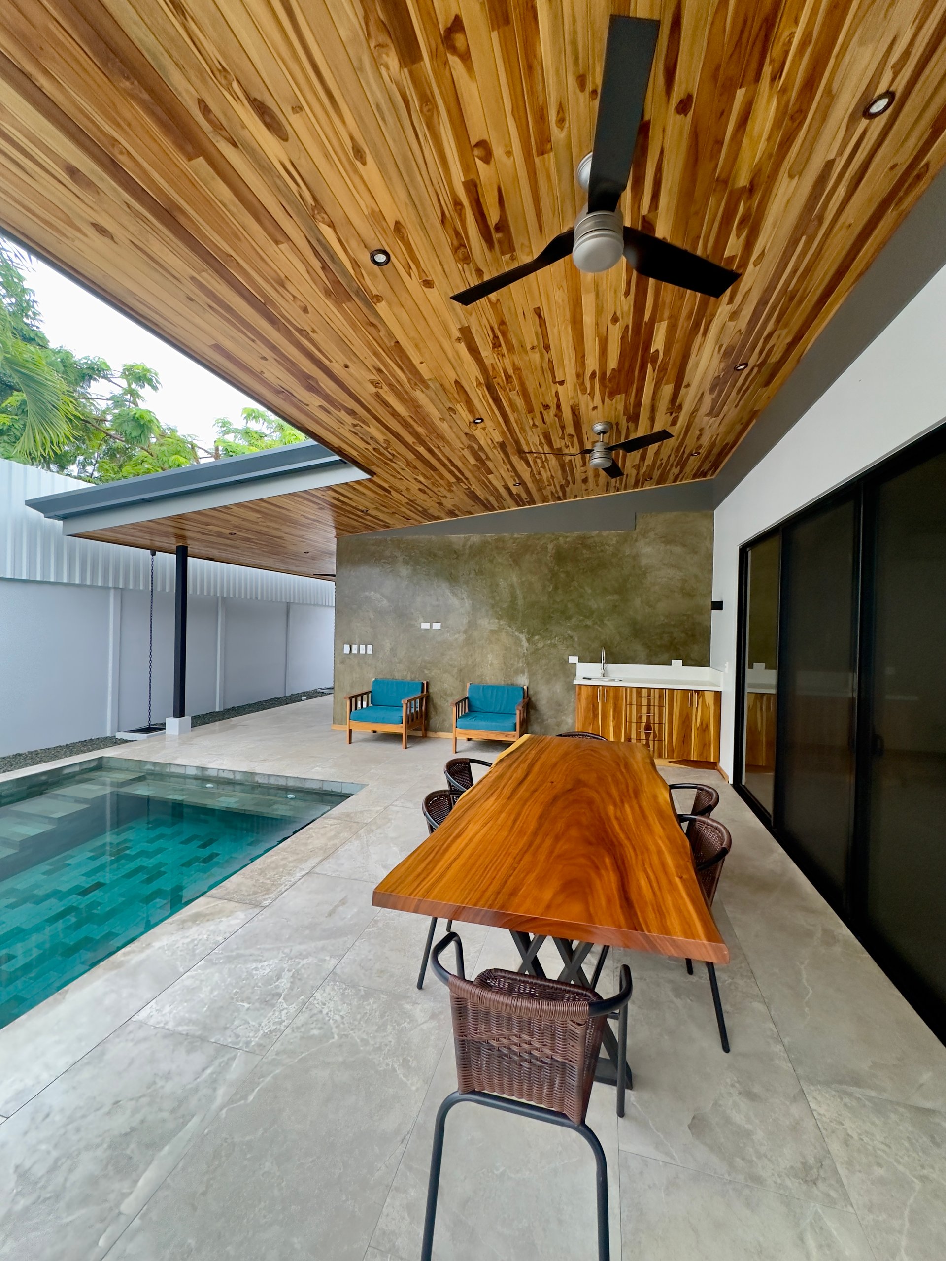 2 BR Brand New Home in Uvita