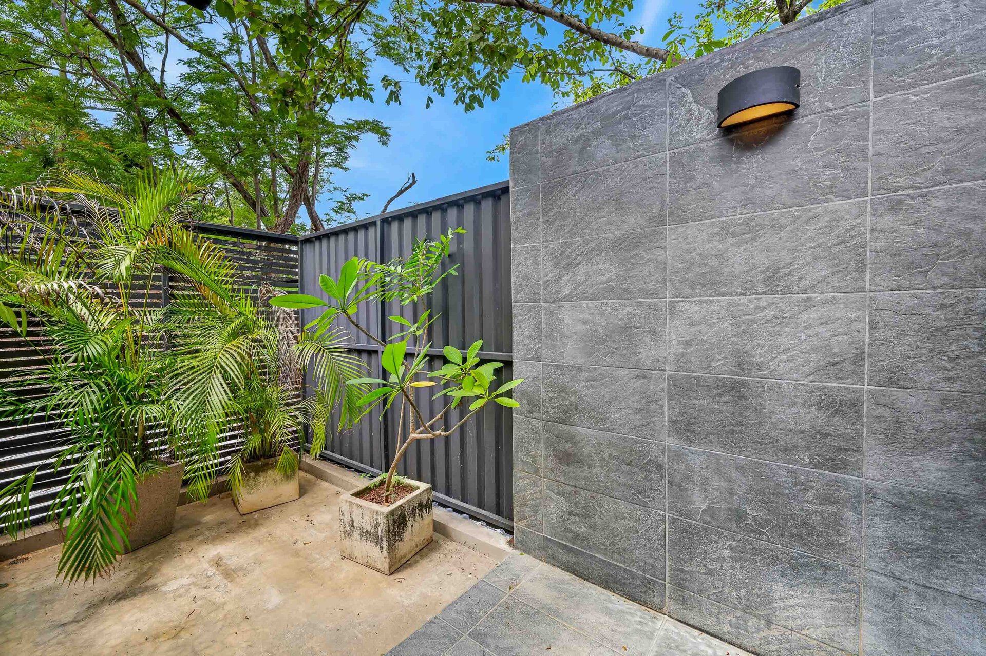 Casa Chavela | Luxury 4-Bedroom Home with Guest Cabin & Pool in Tamarindo