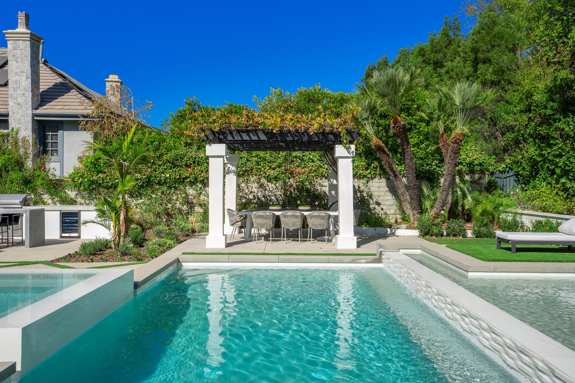 4608 Westchester Drive