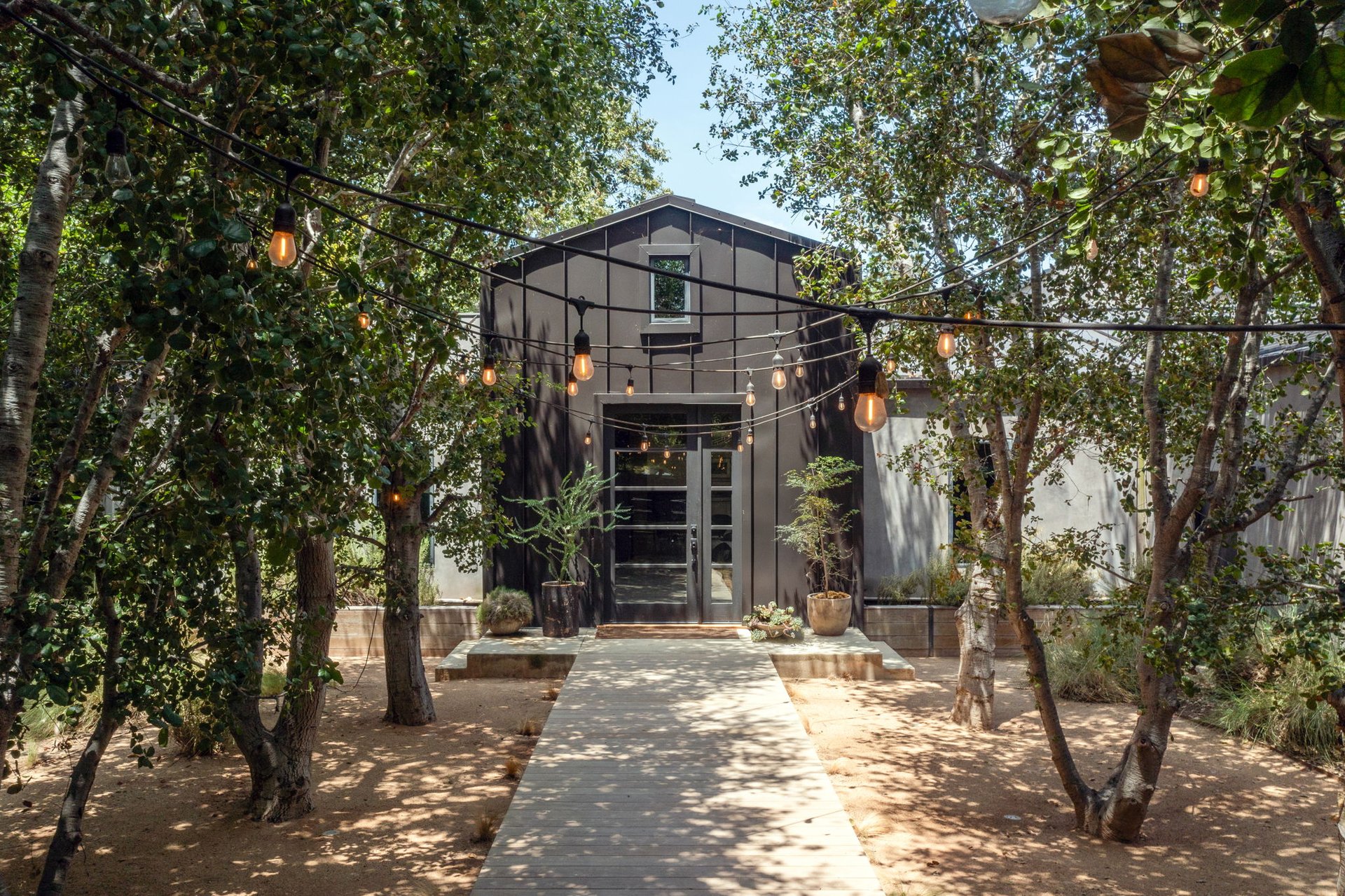 226 S Rimpau Blvd, Hancock Park