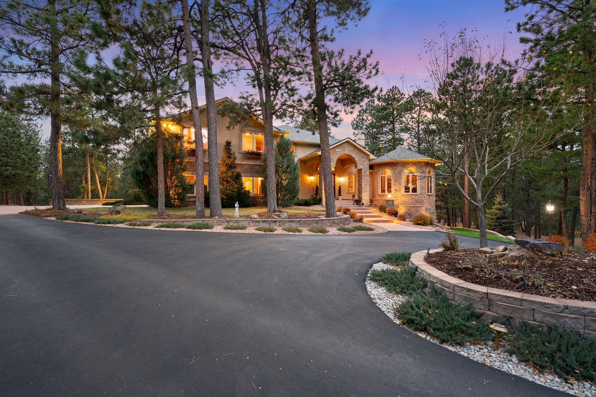 17507 Colonial Park Drive