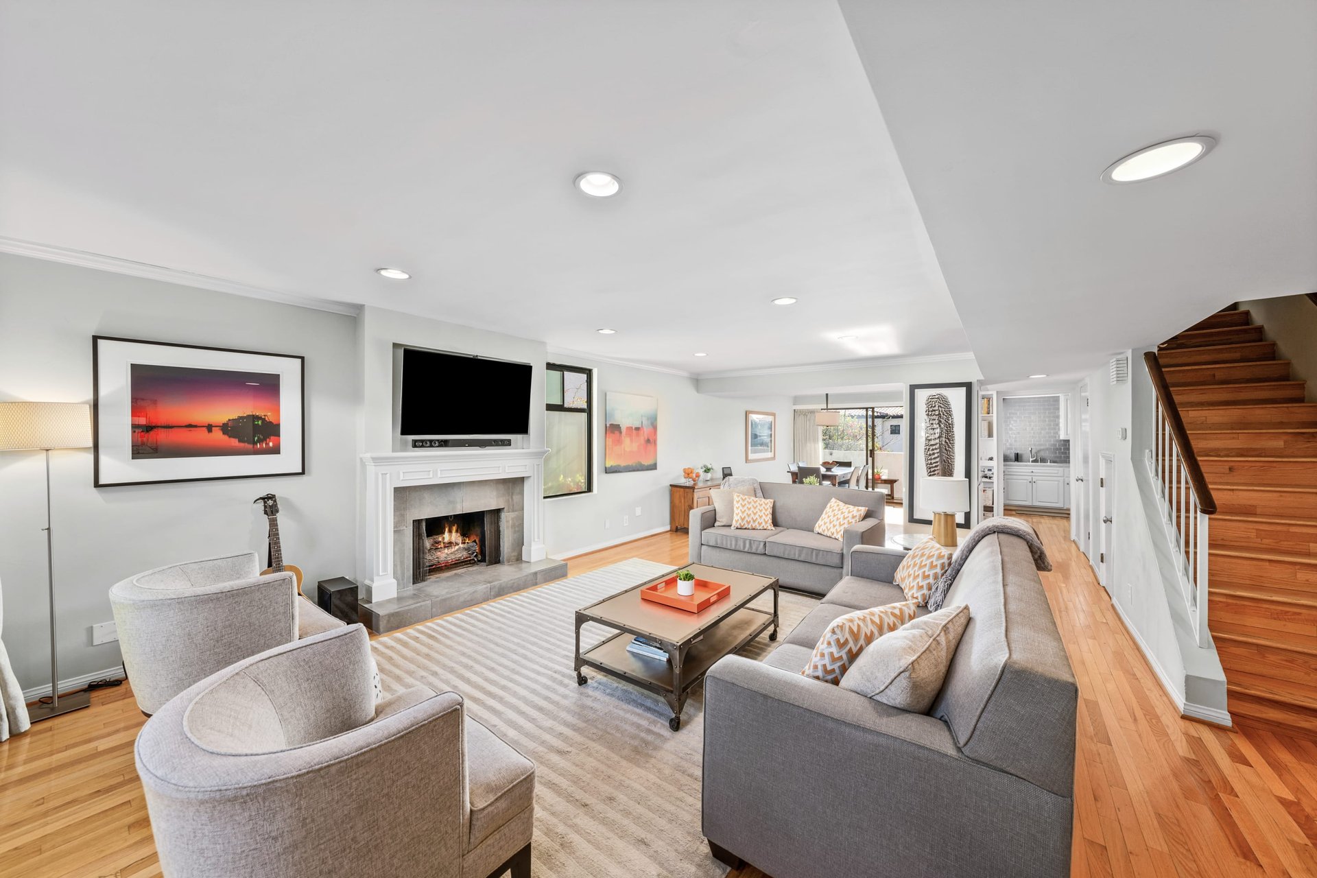 1115 19th St #8, North of Wilshire