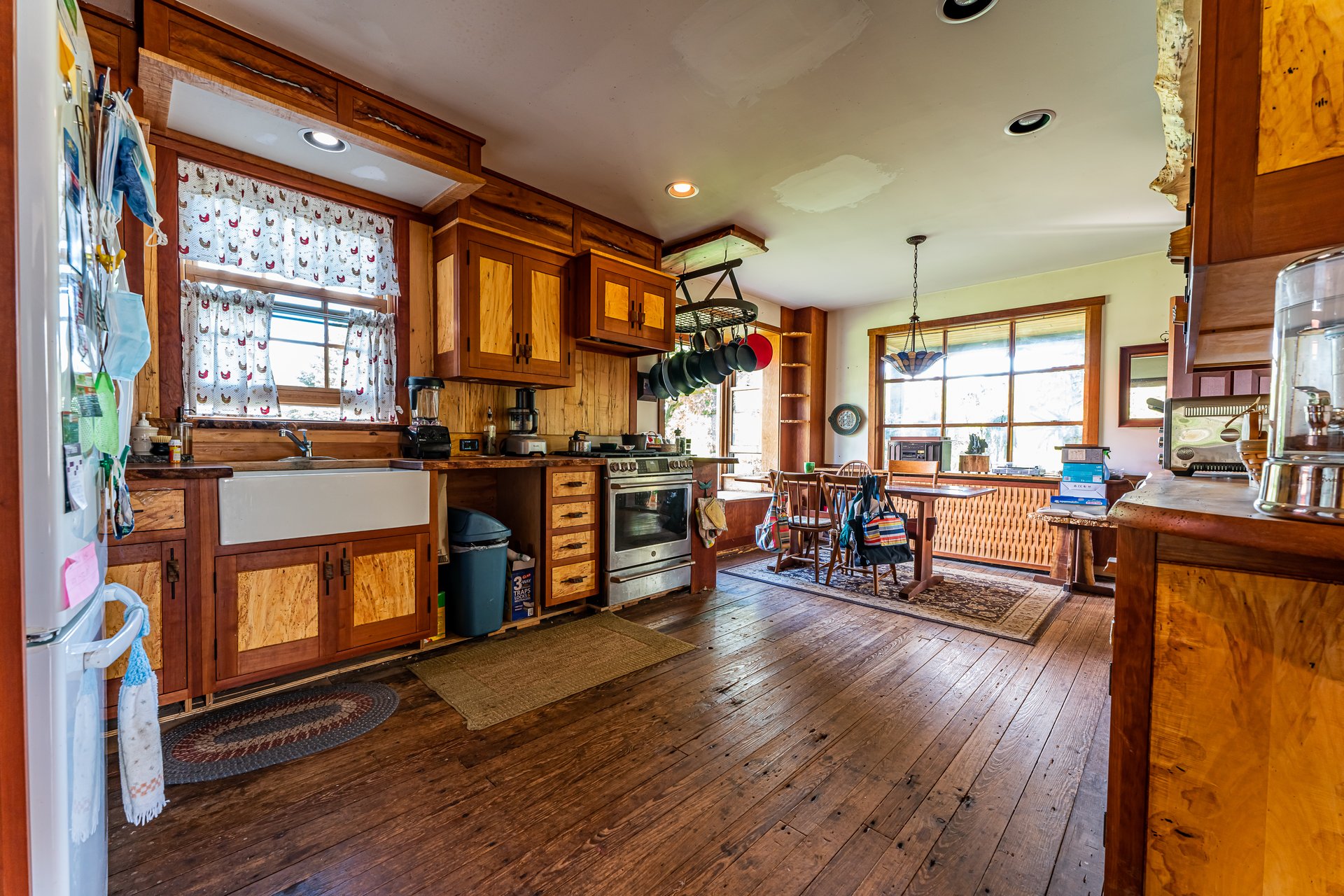 1387 Parkland Road