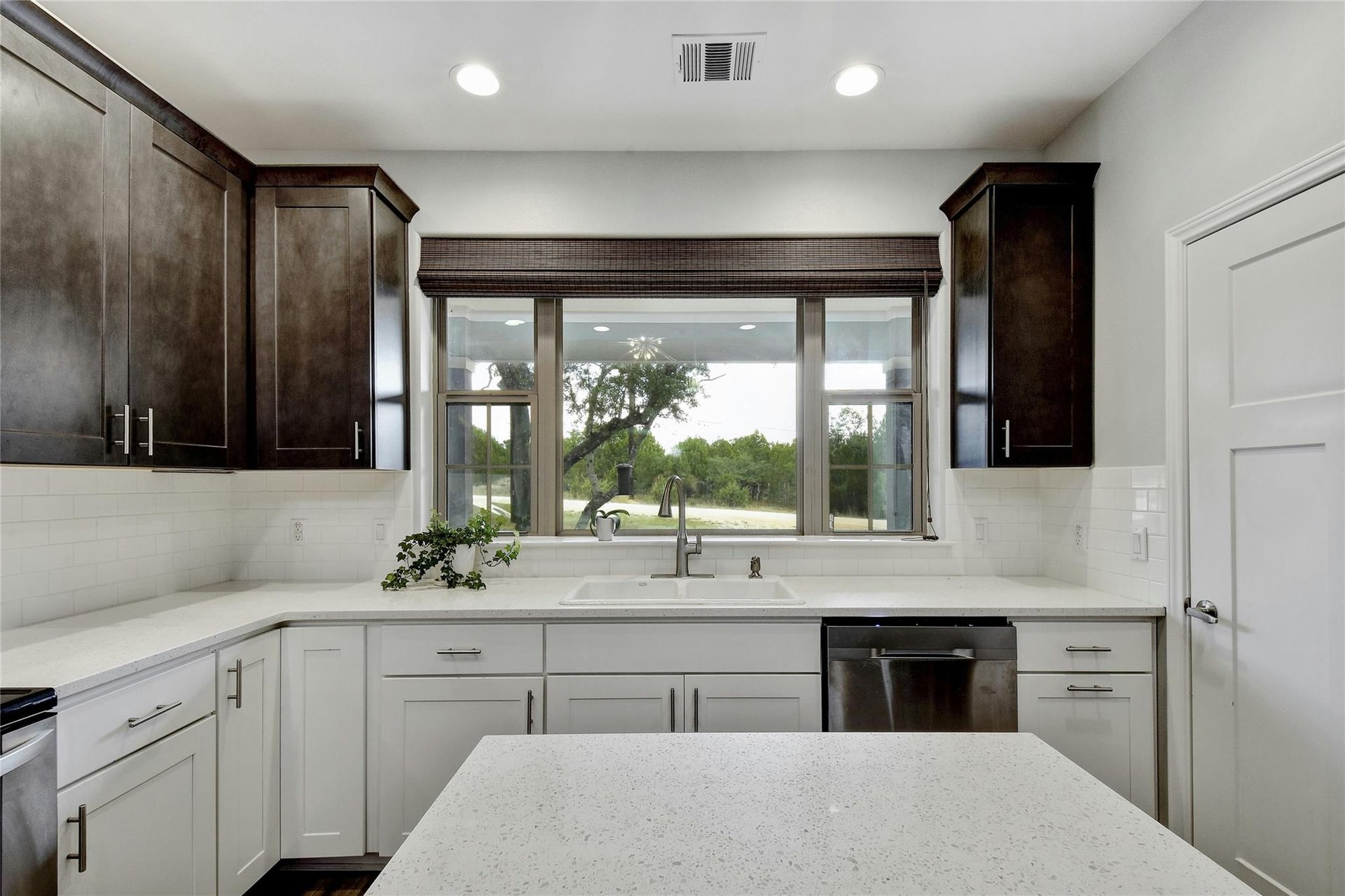 10002 Little Creek Dr