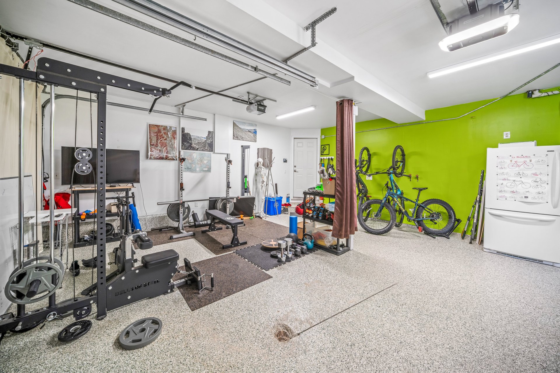 108 Lougheed Circle