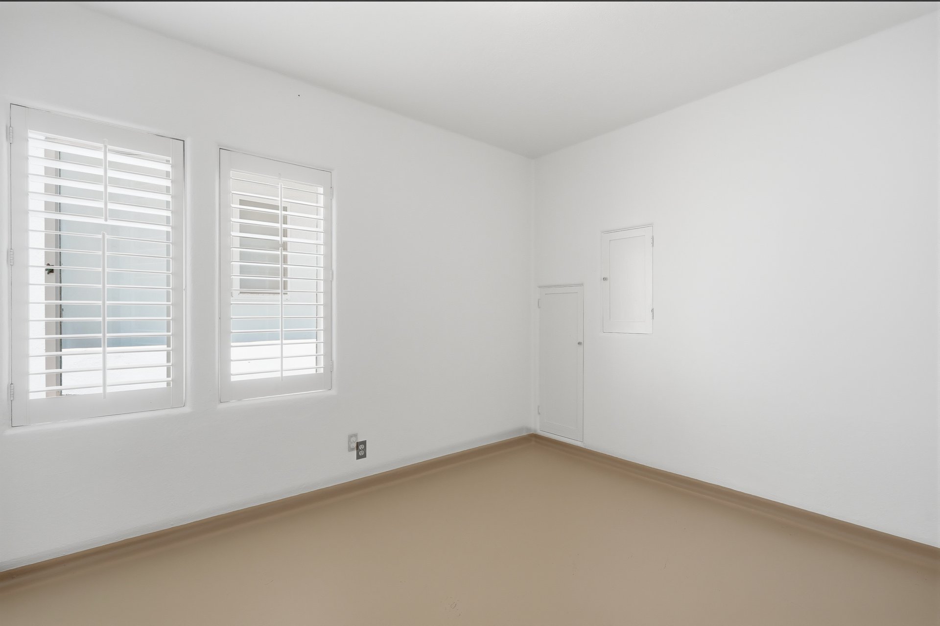 1602 The Strand (Entire Property)