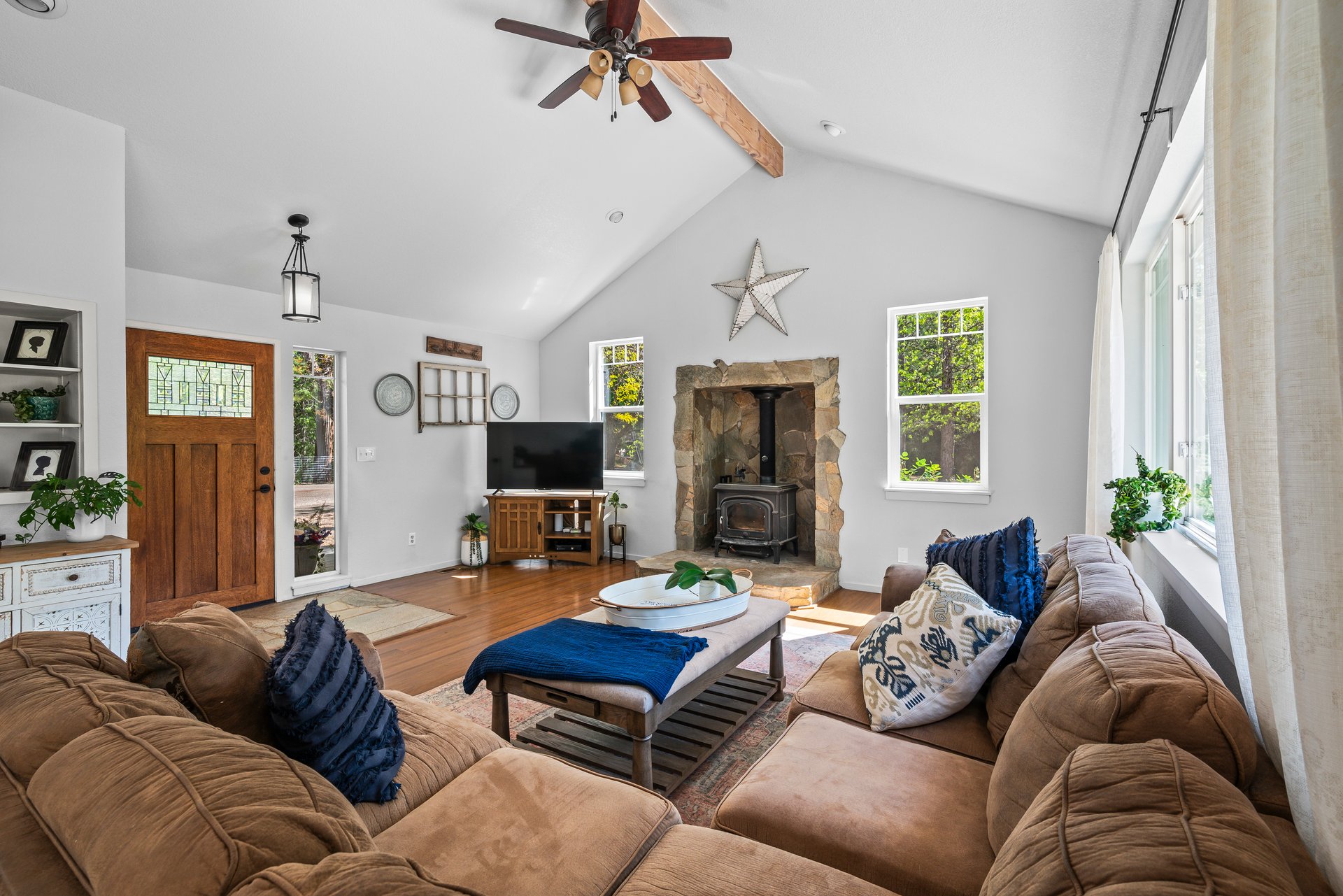2405 No Walk Rd, Placerville