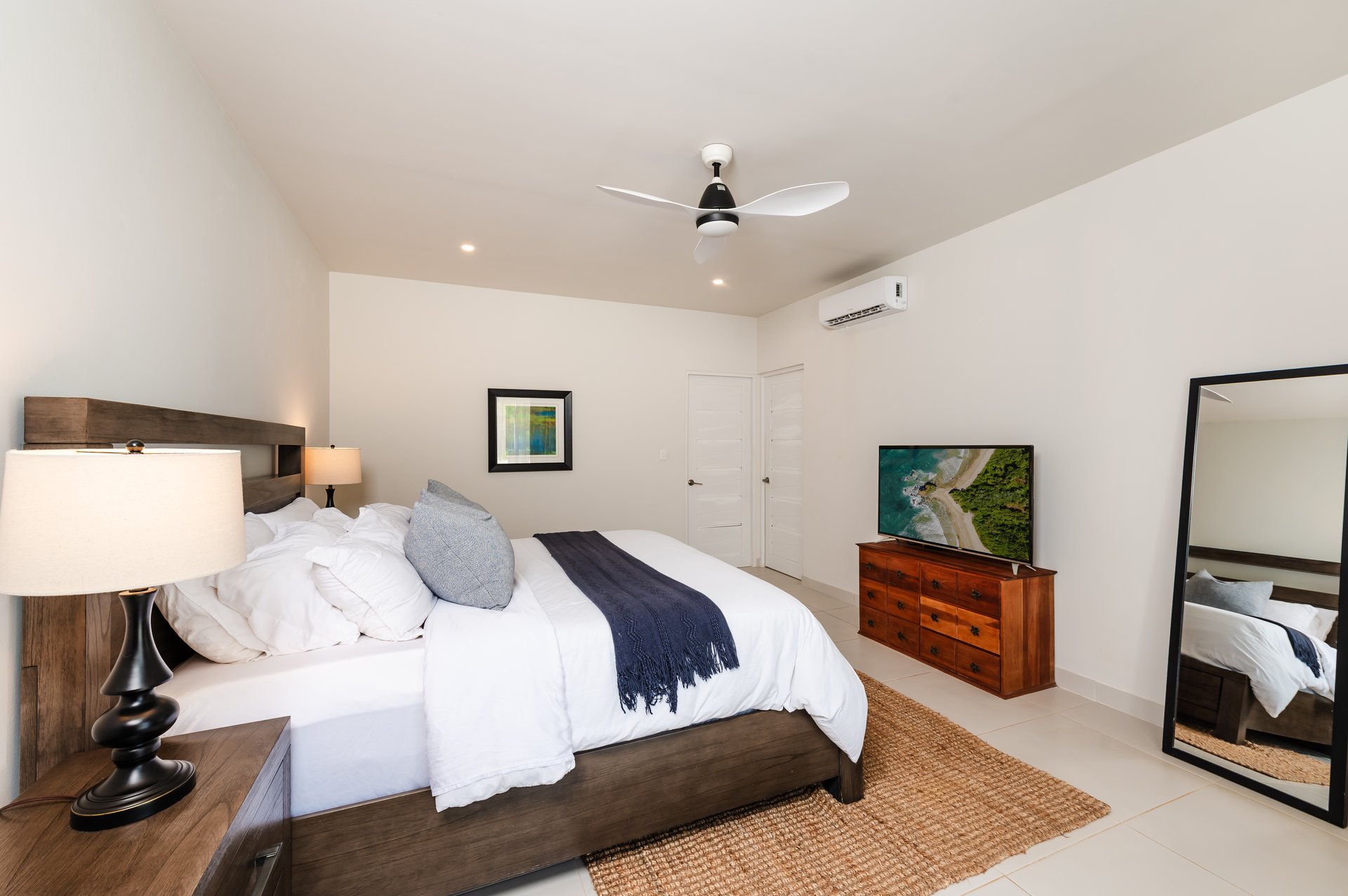 Casa Siempre Sabado | Walk to the beach luxury home in Playa Brasilito
