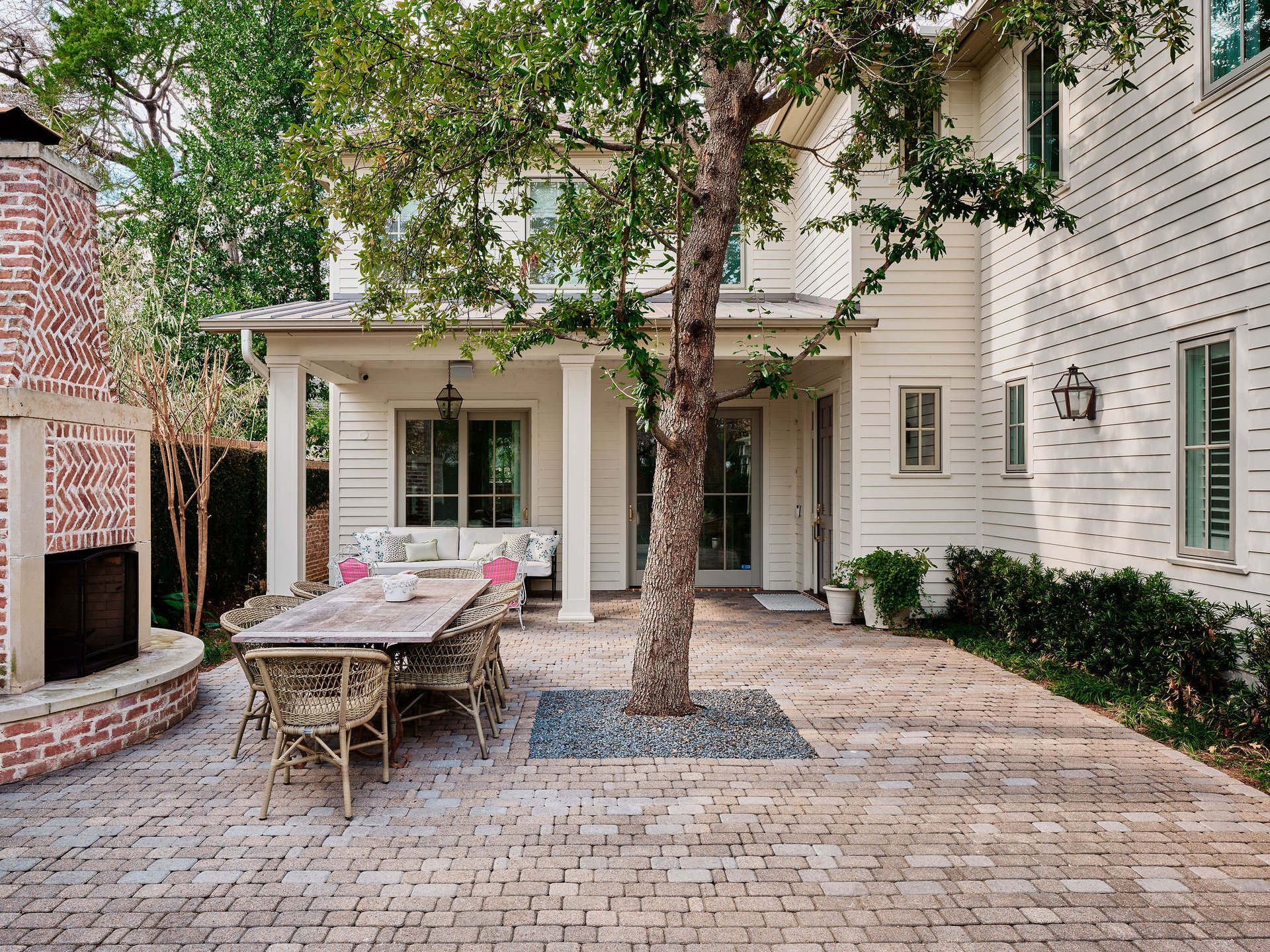 1408 Elton Lane