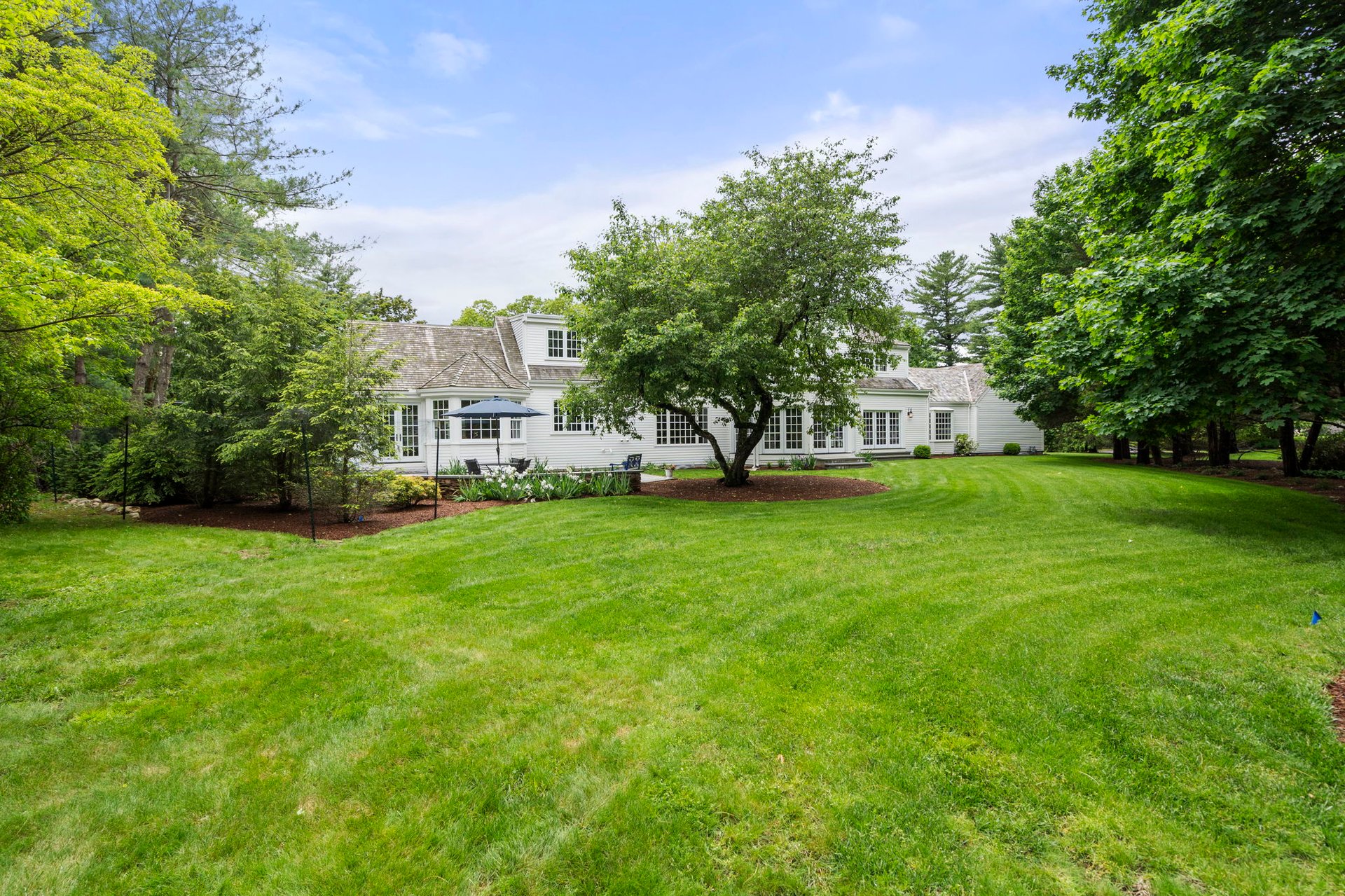 12 Pheasant Landing Road, Needham