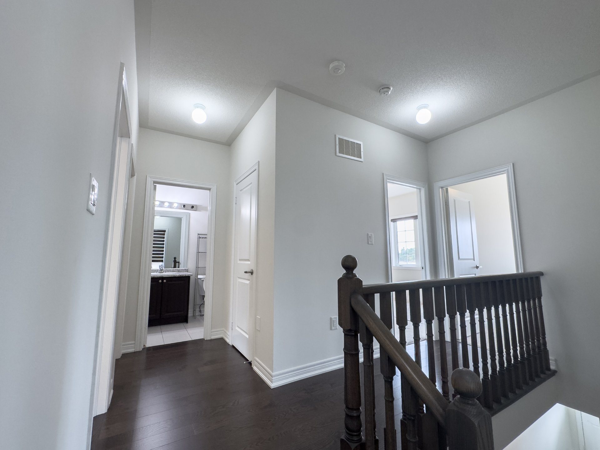 48 Boathouse Road N
