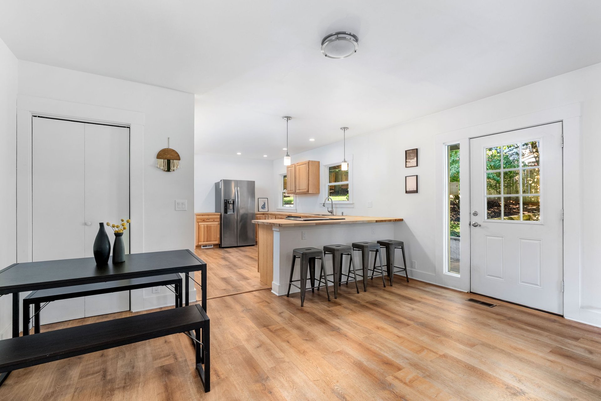 607 Cascade Ave