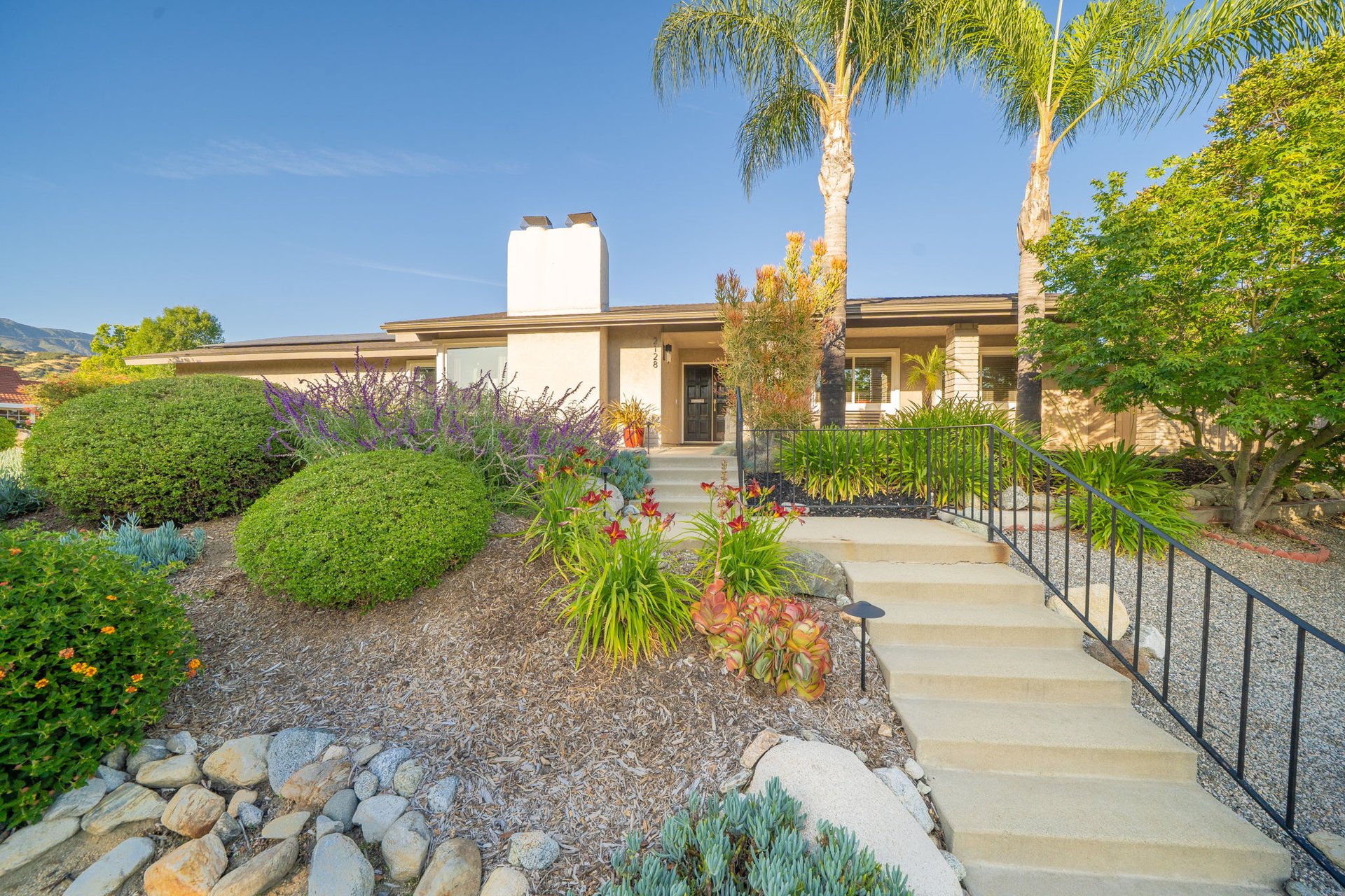 2128 N Villa Maria Road