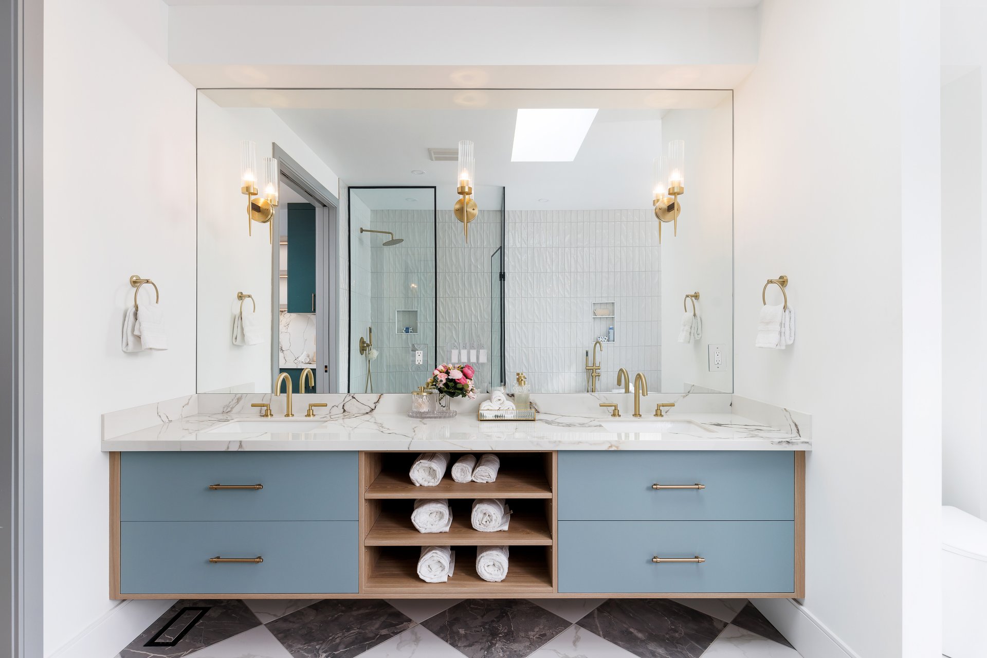 Trinity Bellwoods Luxury