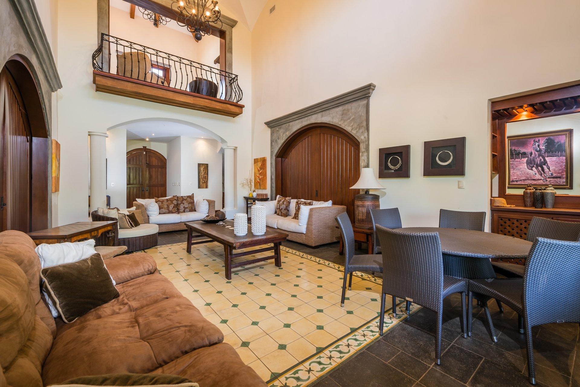 Casa Miraflores, Reserva De Golf #94 | Welcome to Casa Miraflores, an exquisite colonial-style estate home located in Hacienda Pinilla!