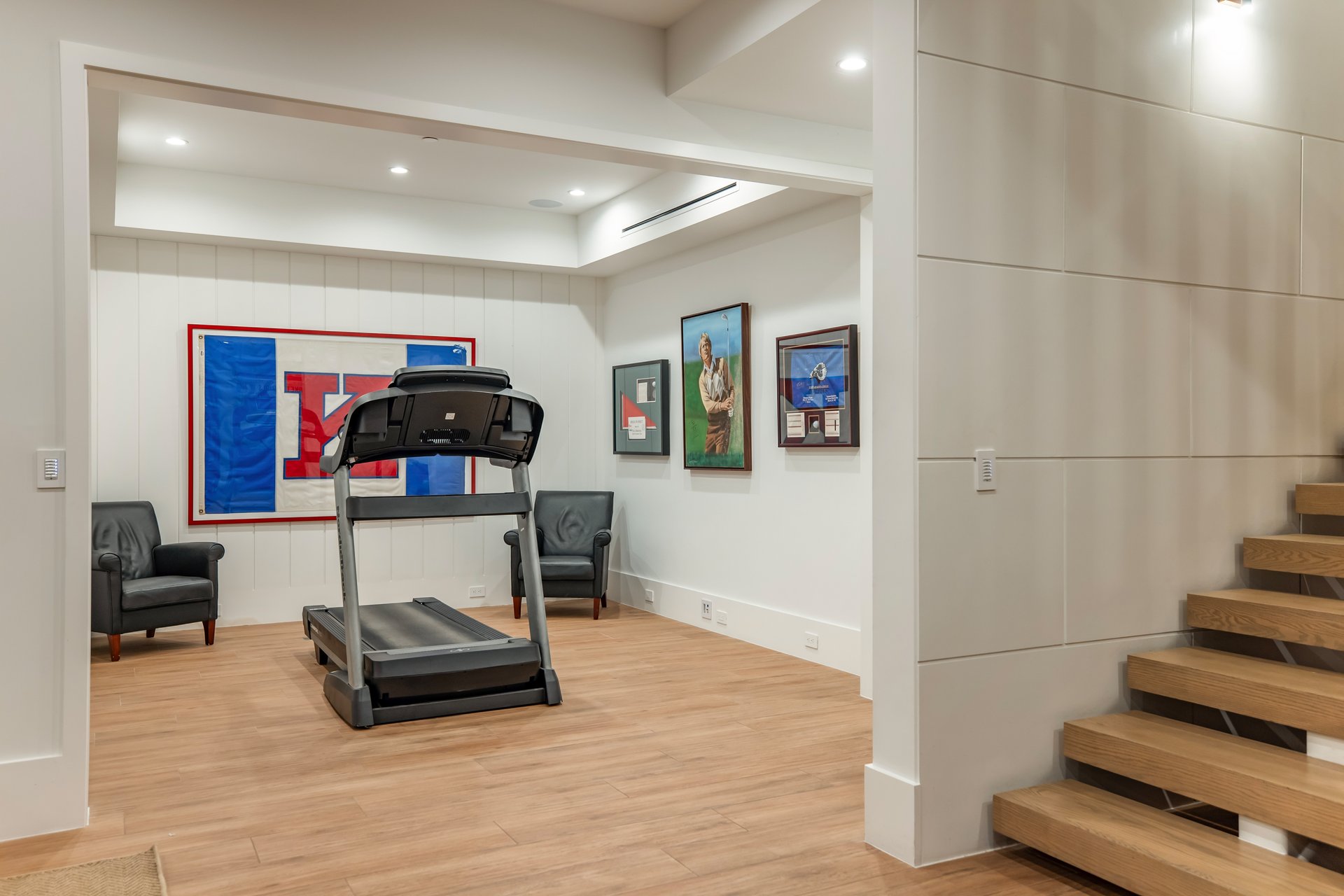 4533 Gentry Ave, Studio City