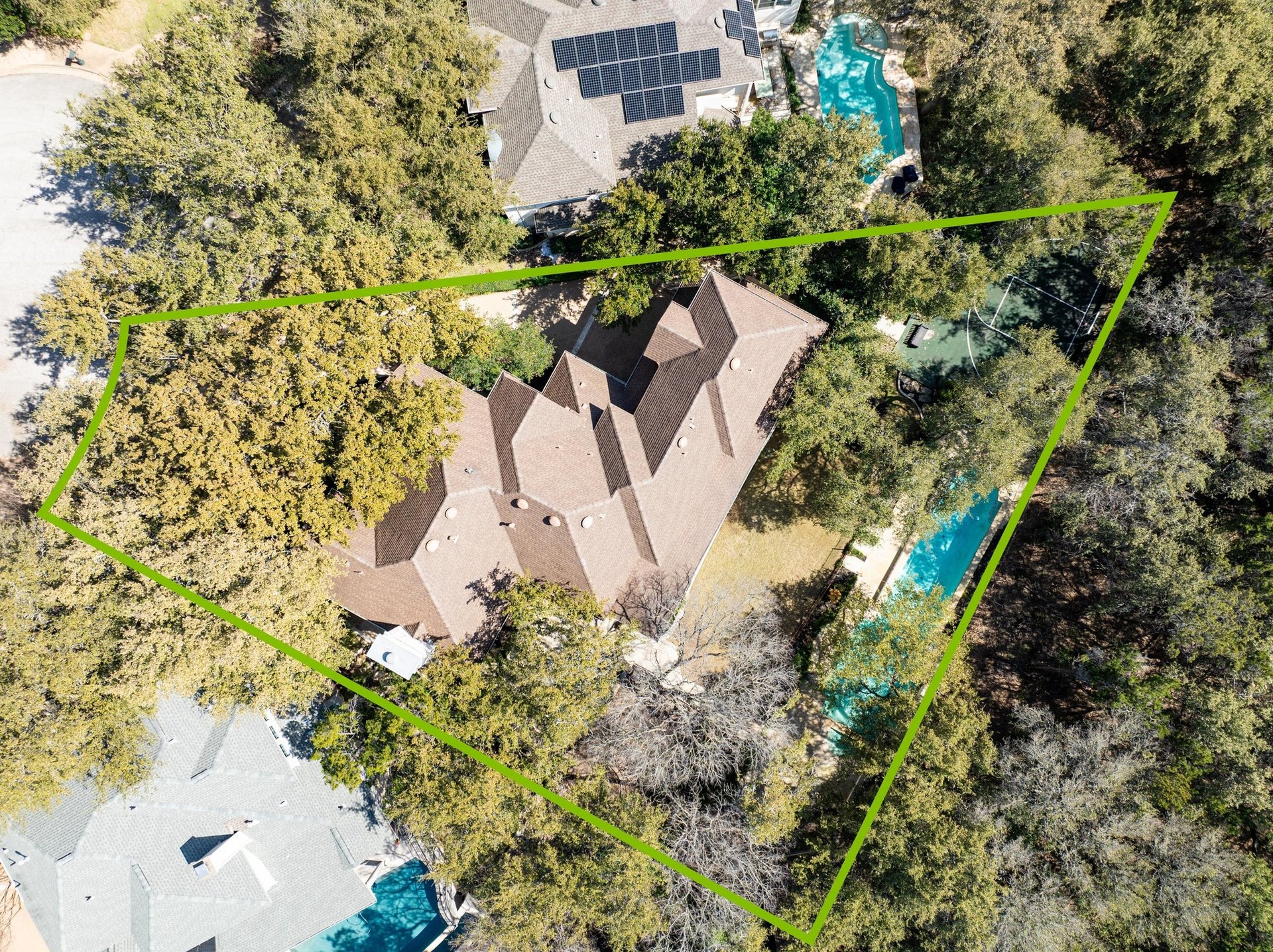 2900 Meandering River Court