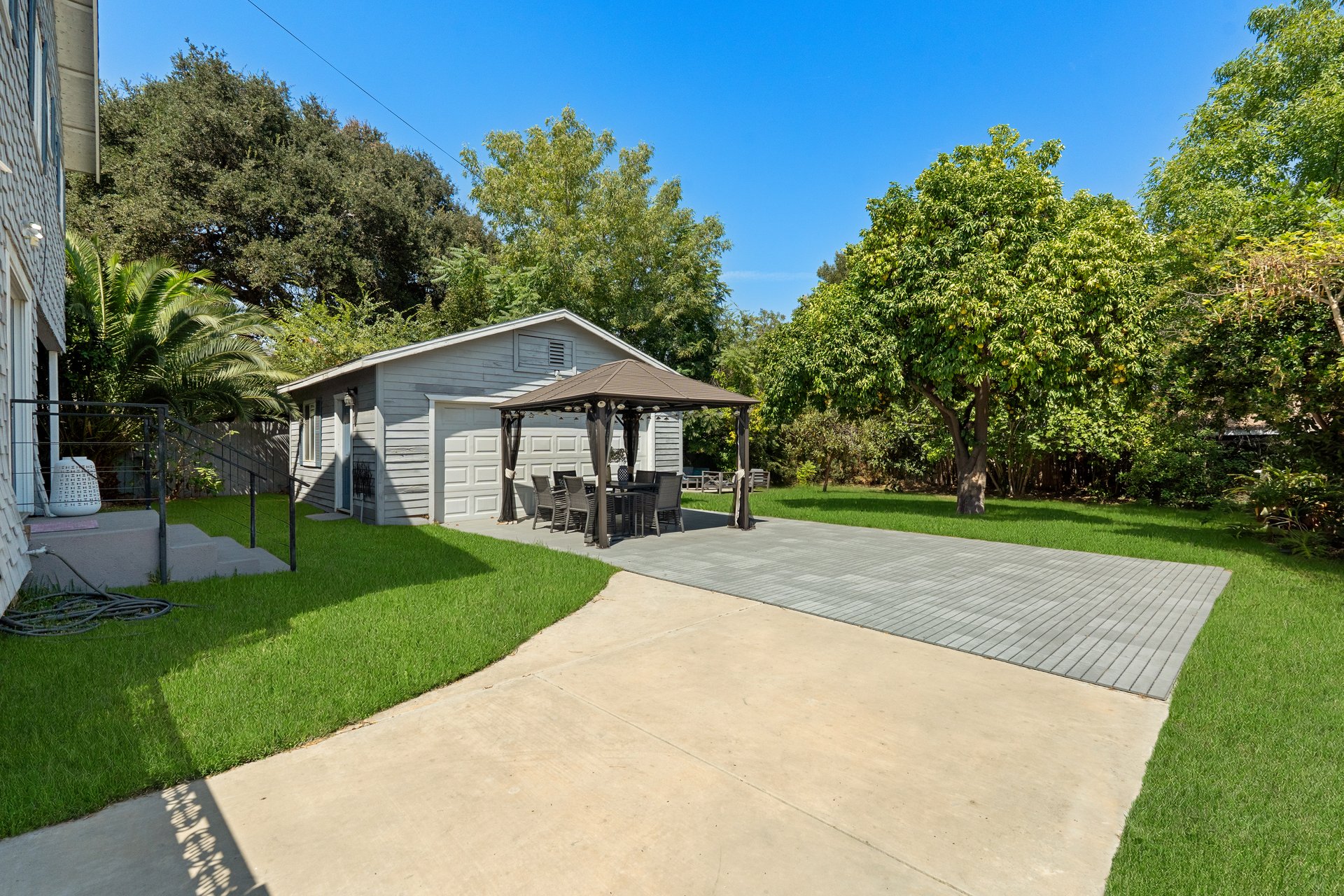 790 N El Molino Ave