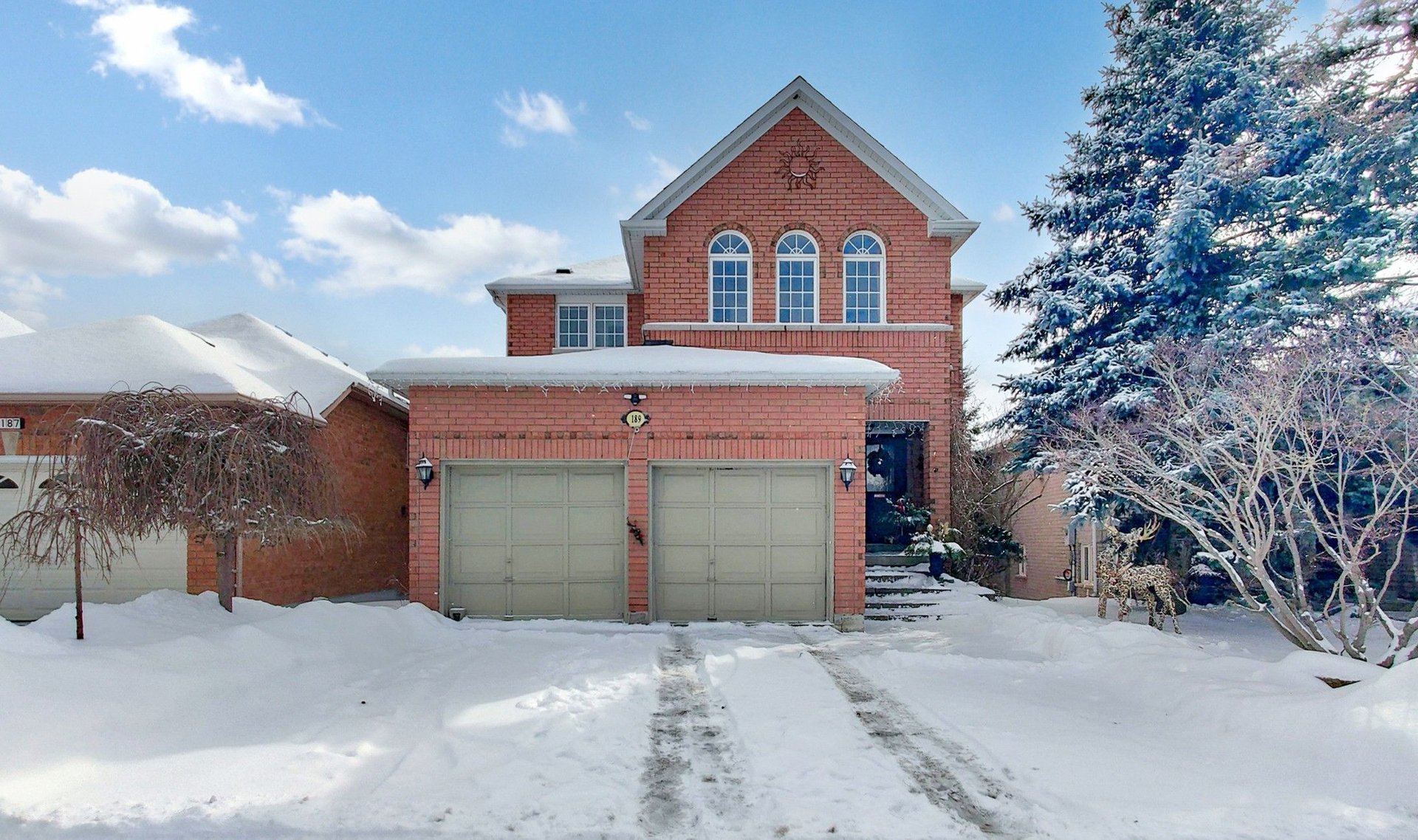 189 Humberland Dr