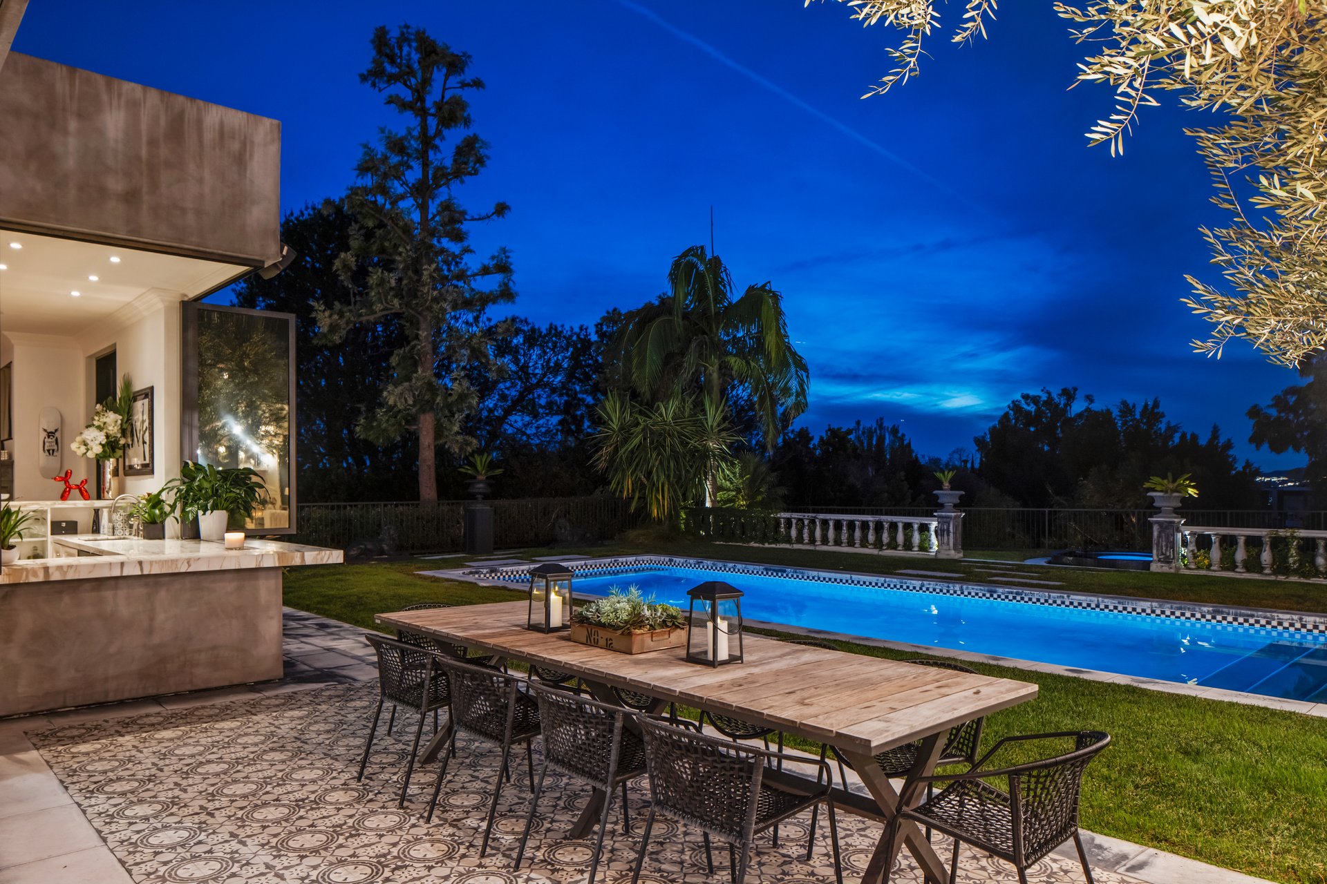 1457 Blue Jay Way