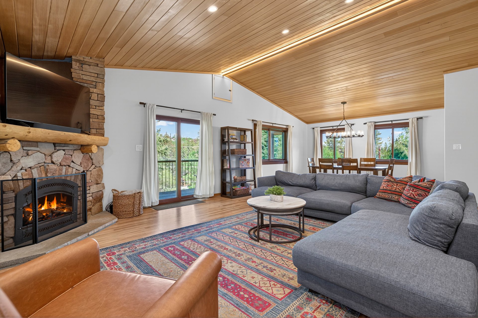310 Arapahoe Road