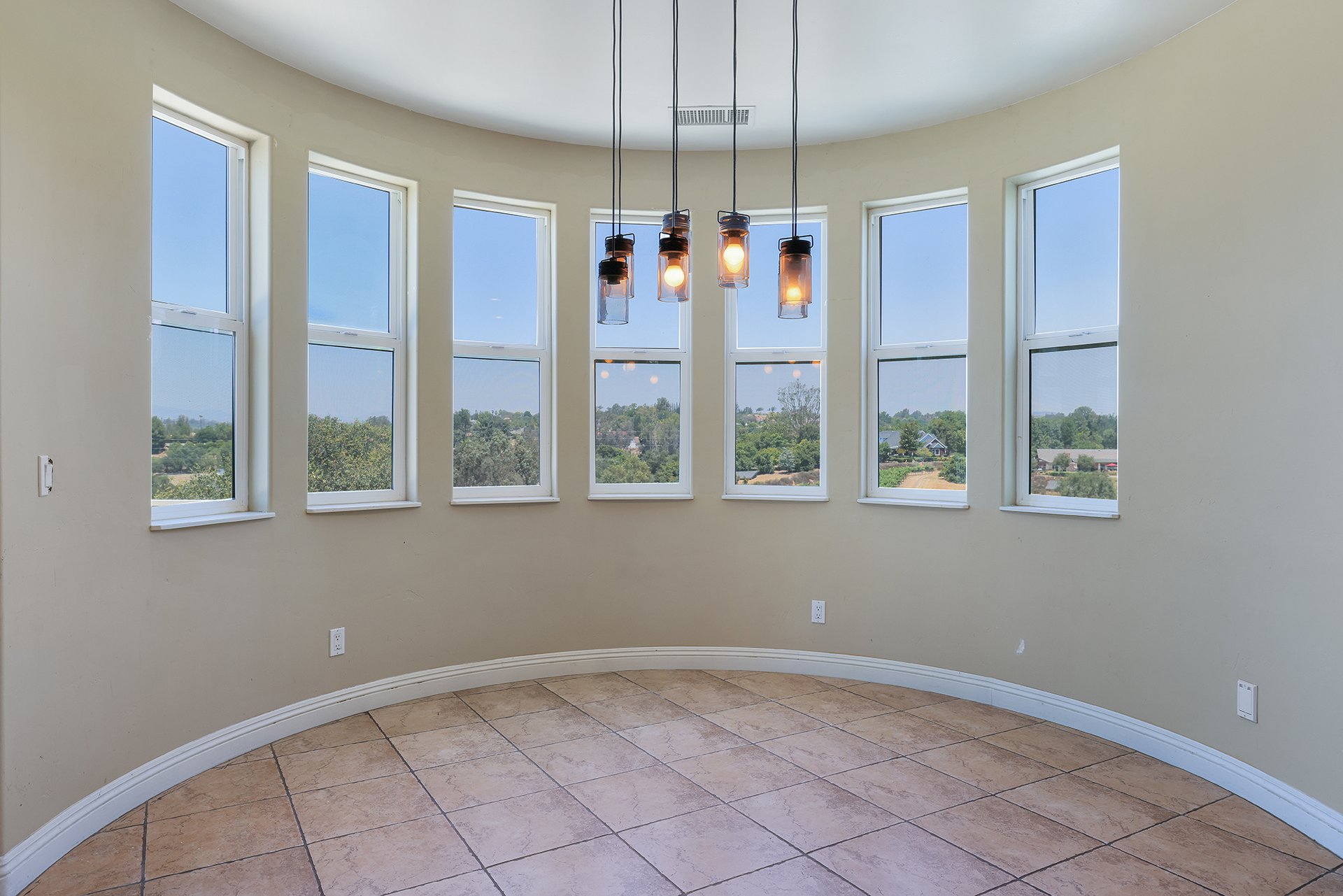 1303 Sycamore Heights