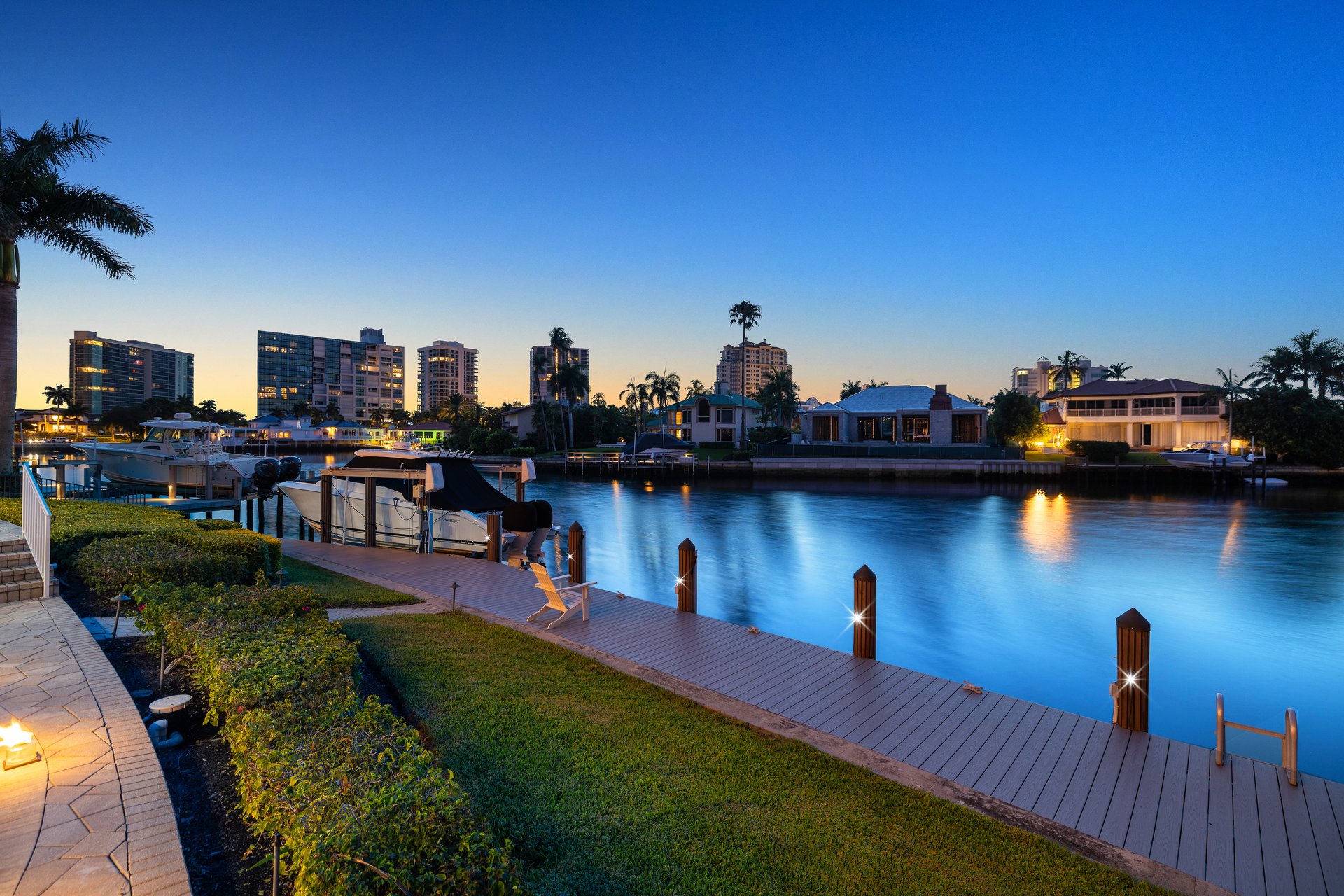 PARK SHORE