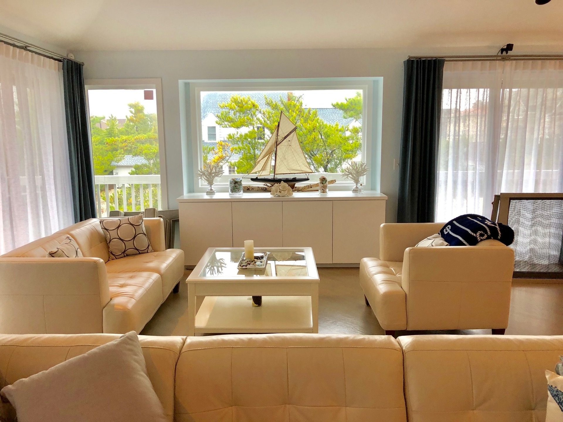 Little Paradise One Home from the Ocean